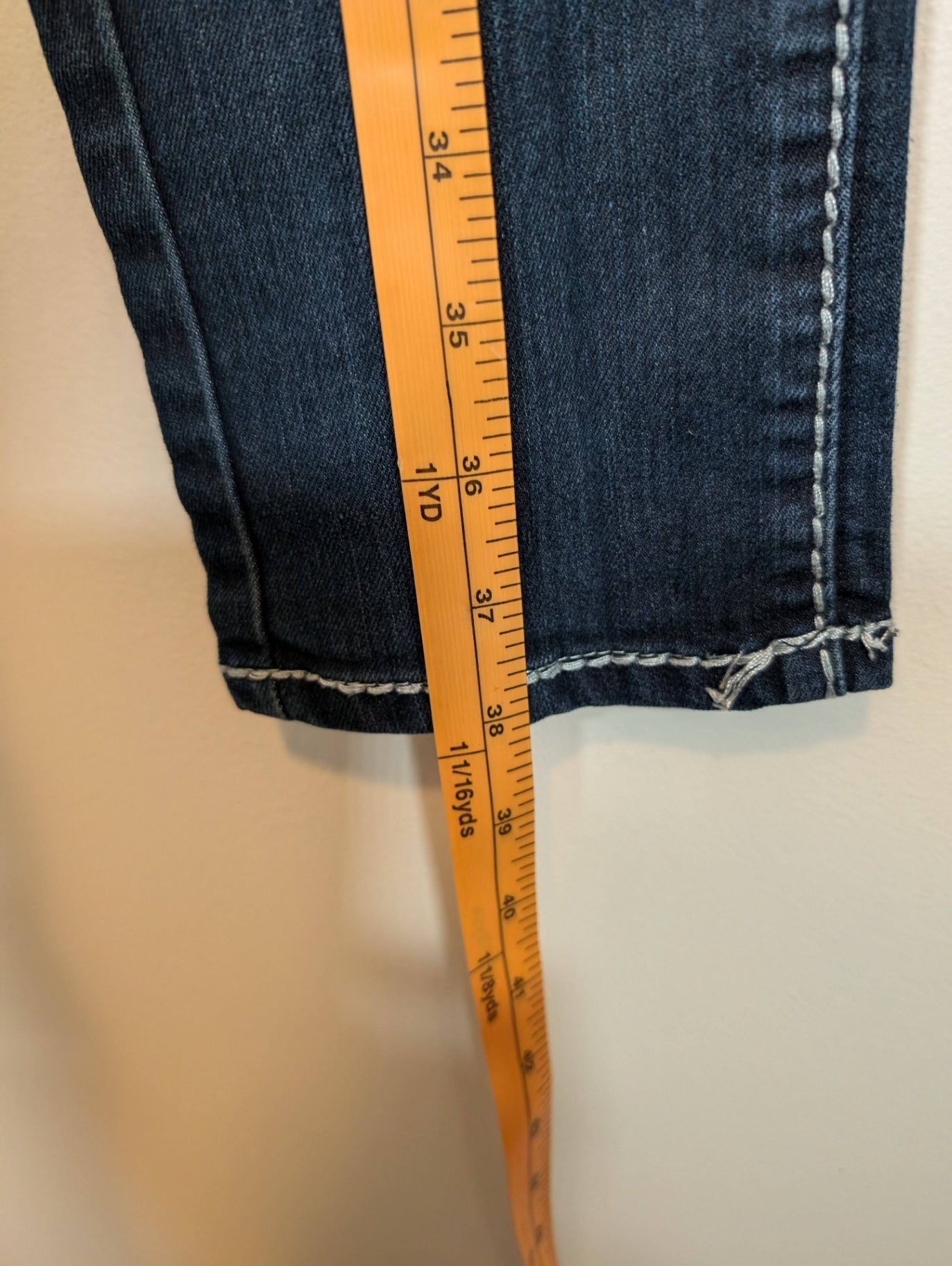 Sweet Look embellished jeans - SZ 9 (Minor Flaw)