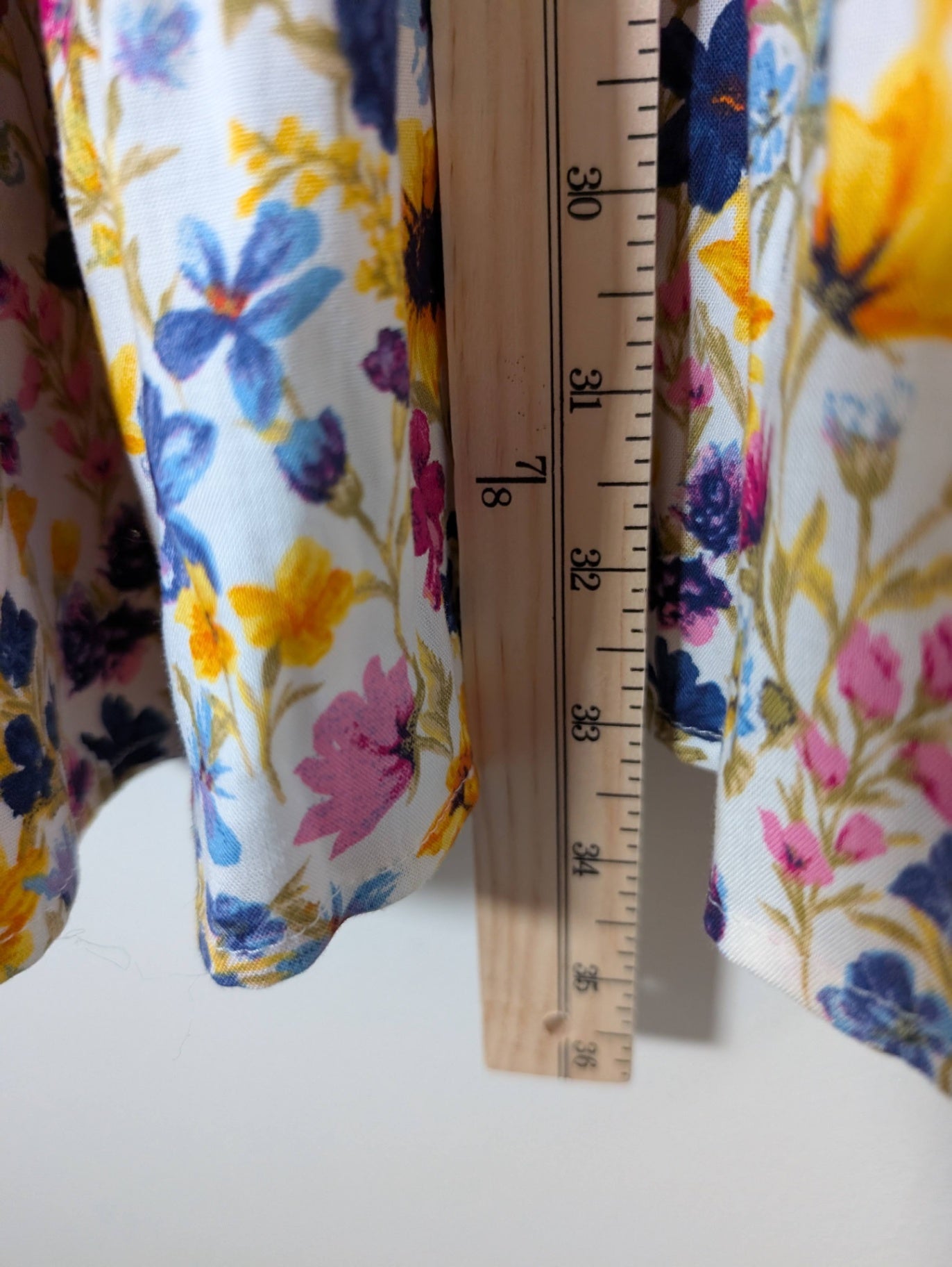 Old Navy floral skirt - Medium