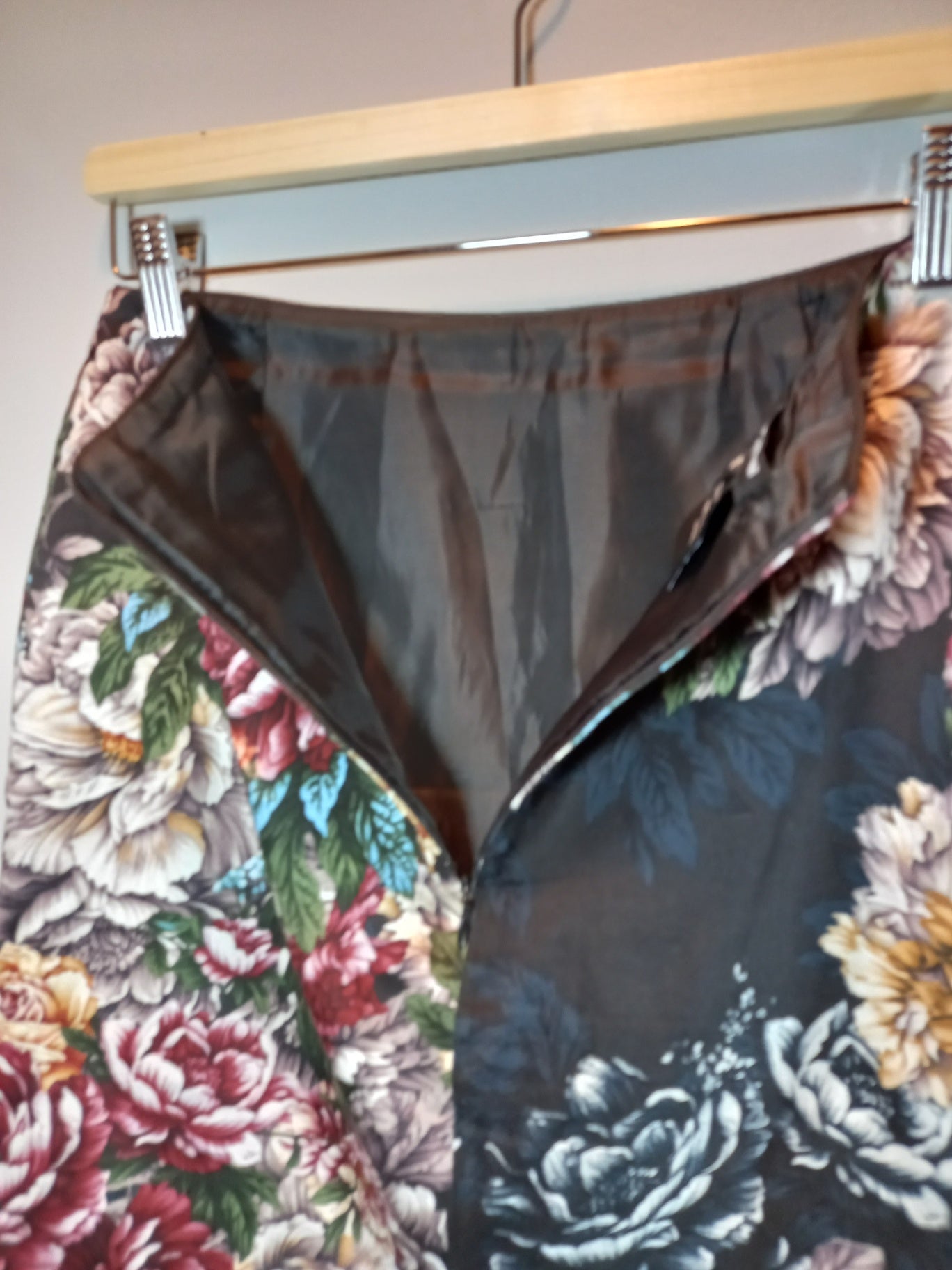 Mario Serrani Floral Skirt Sz 2