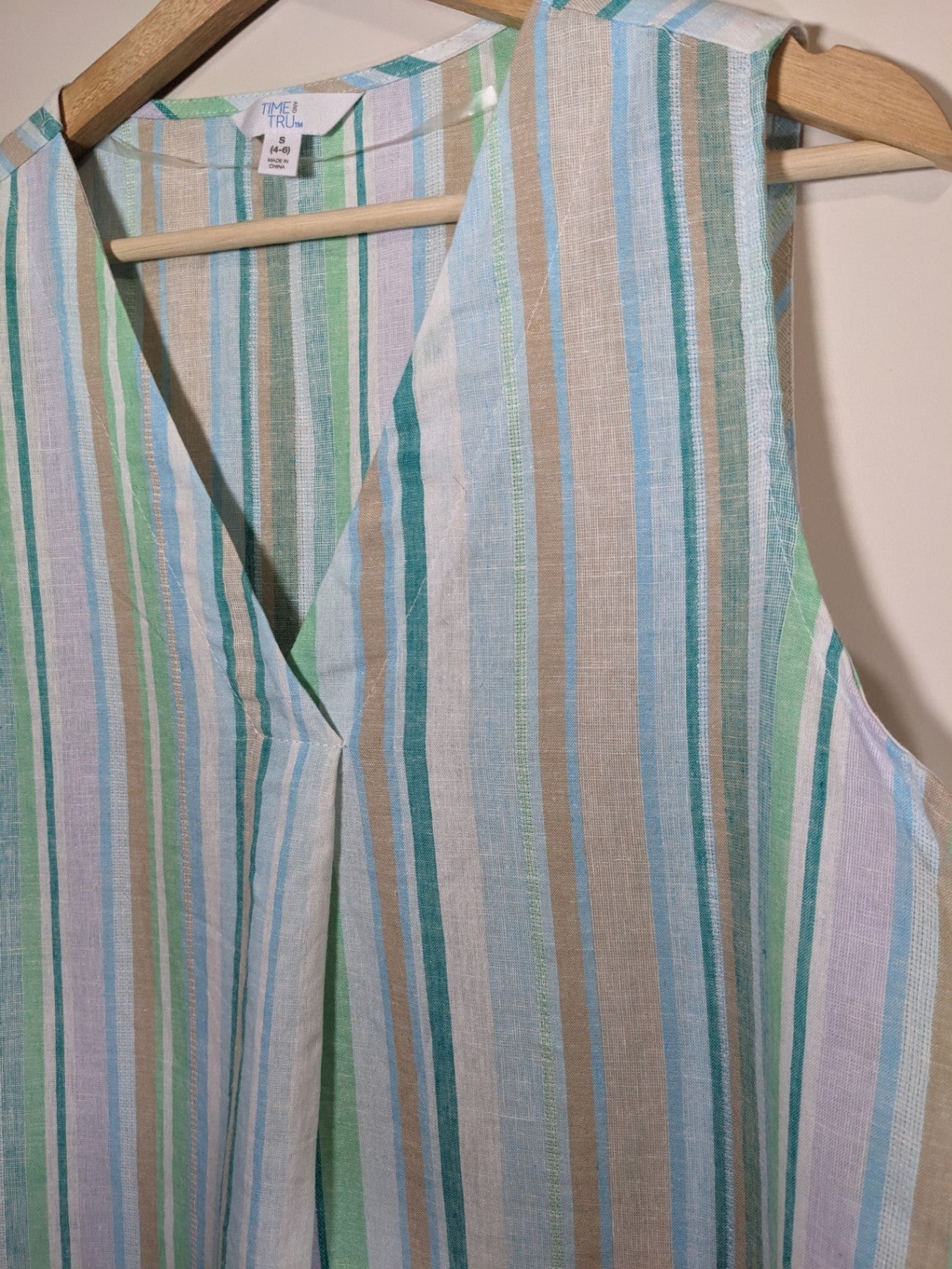 Time & Tru Linen Blouse - Small