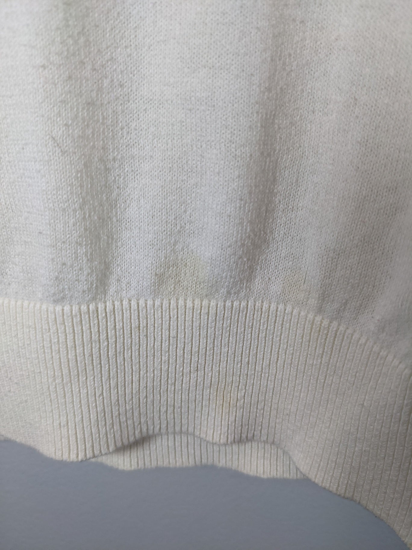 Banana Republic White Sweater - XS