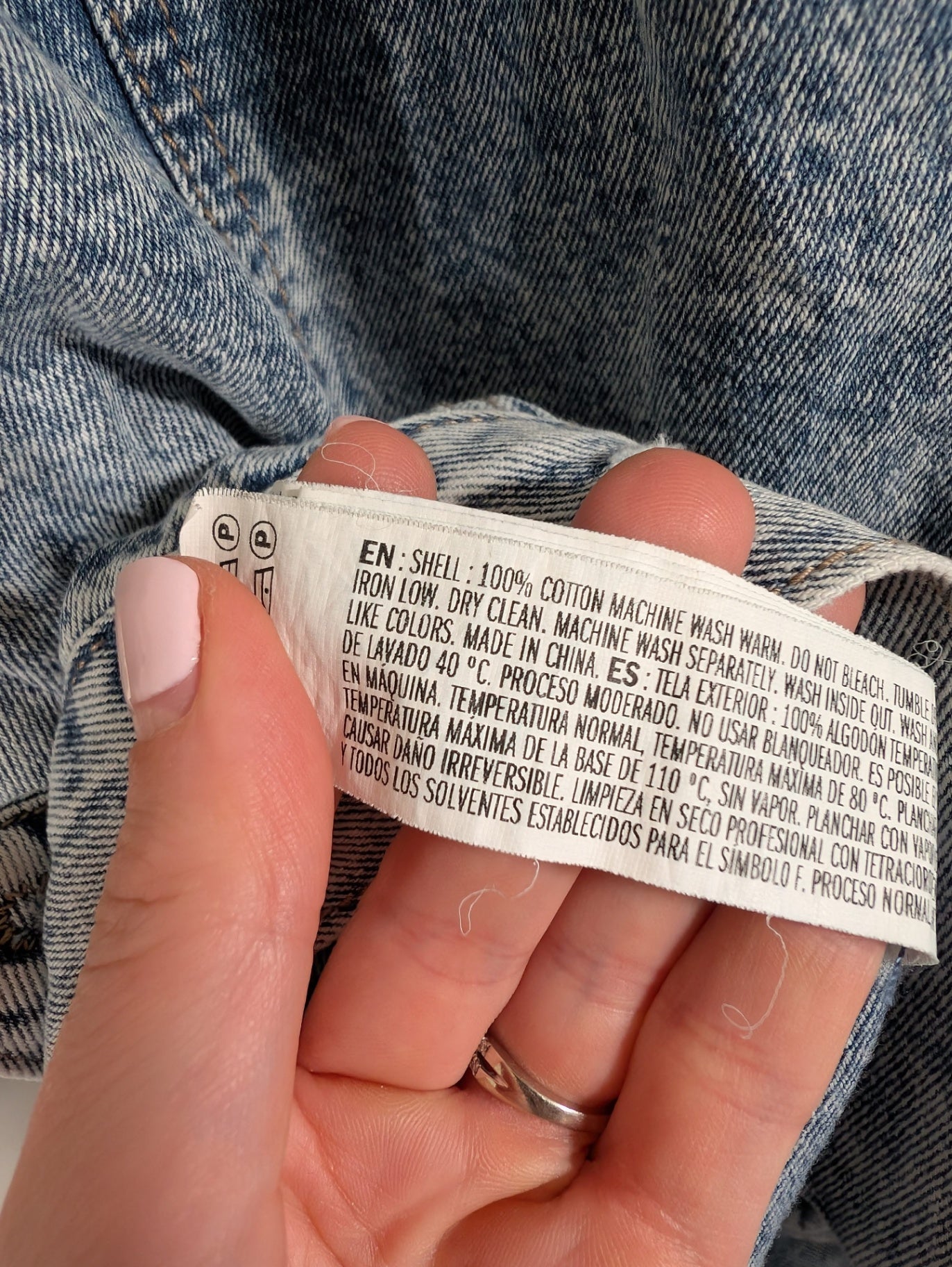 Forever 21 distressed jean Jacket - Medium