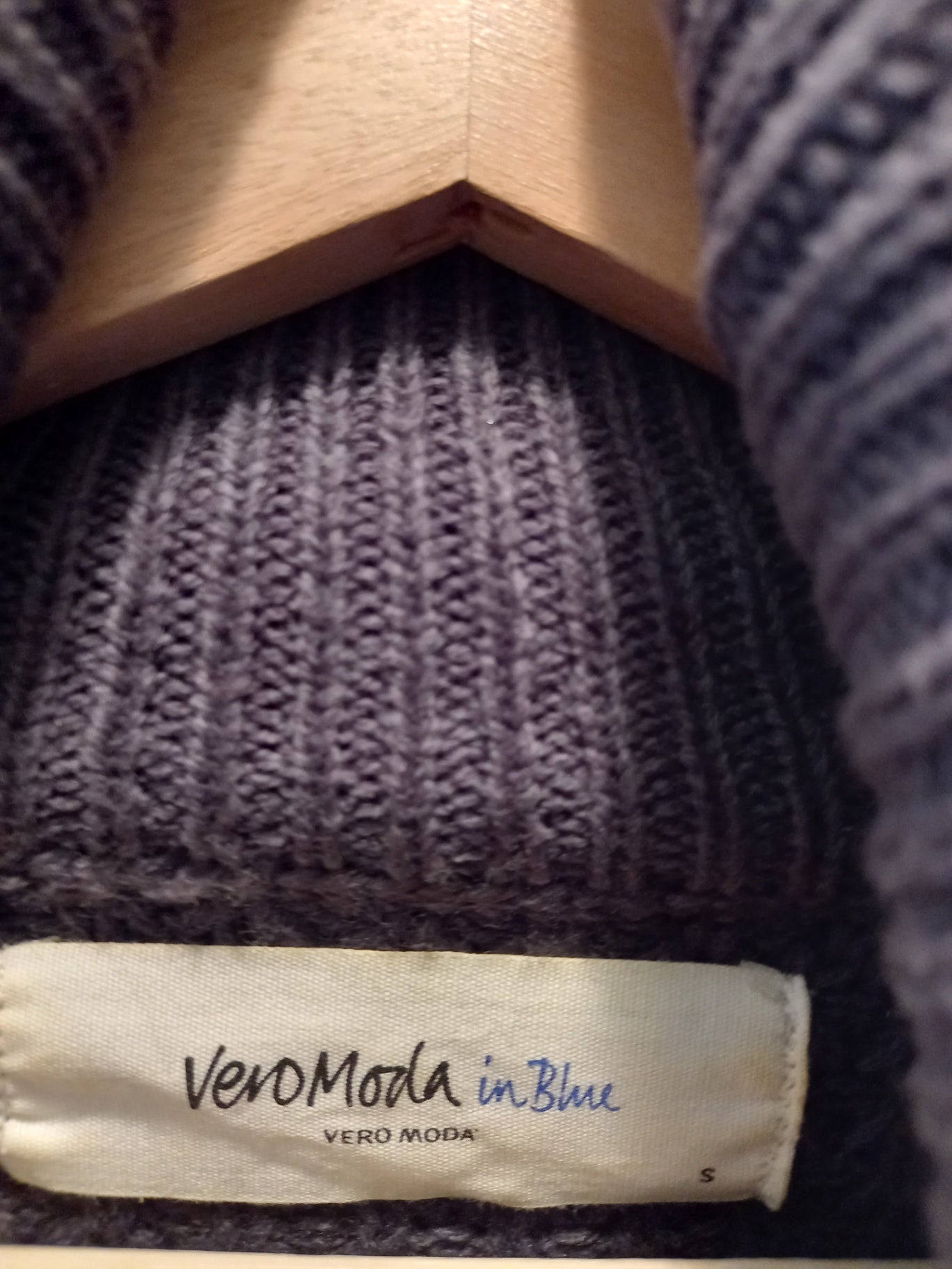 Vero Moda Black Long Turtleneck Sz S