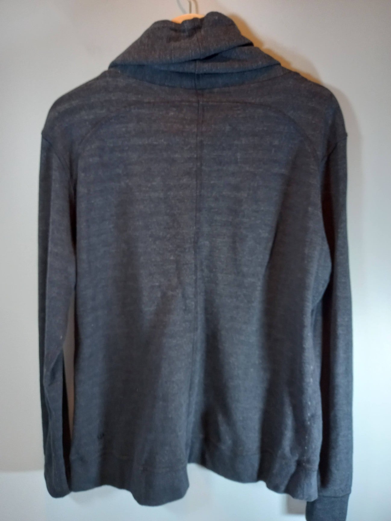 Lululemon Reversible Cowl Neck Sweatshirt Sz 8