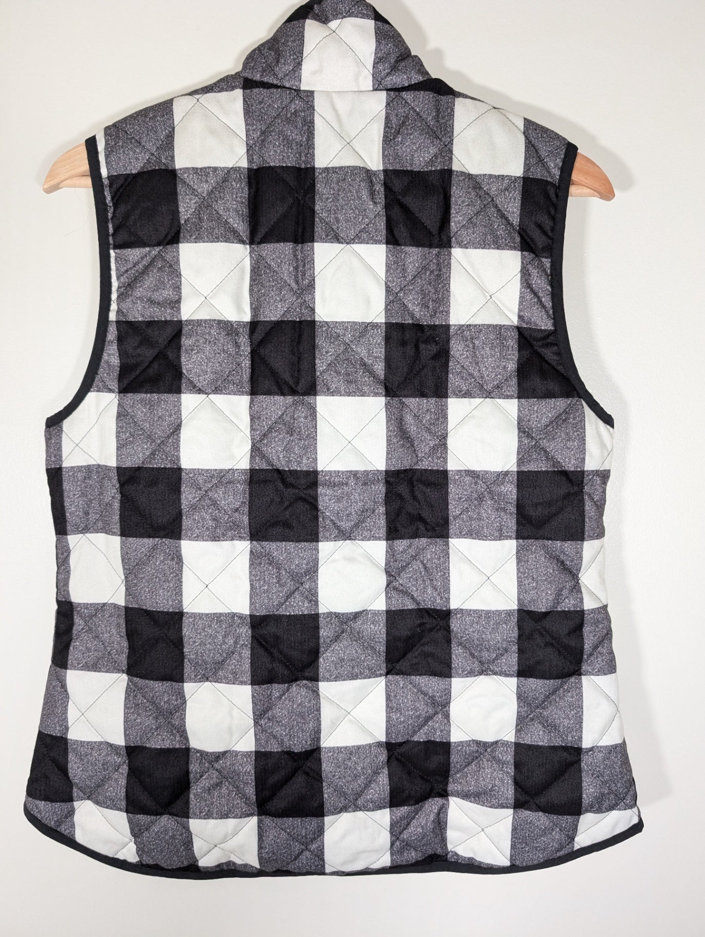 Old Navy Plaid Vest - Medium