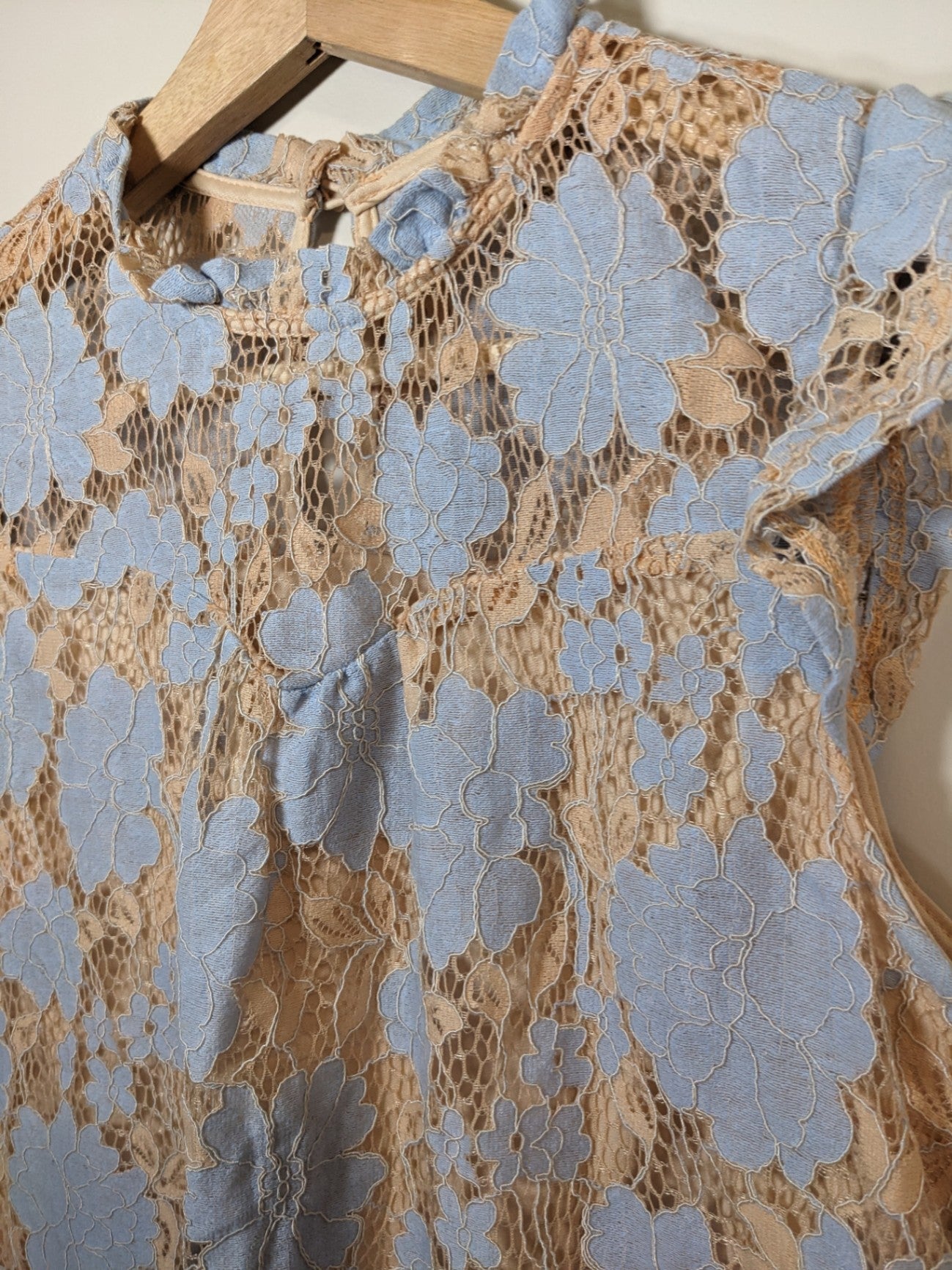 Monteau Lace Blouse - Medium