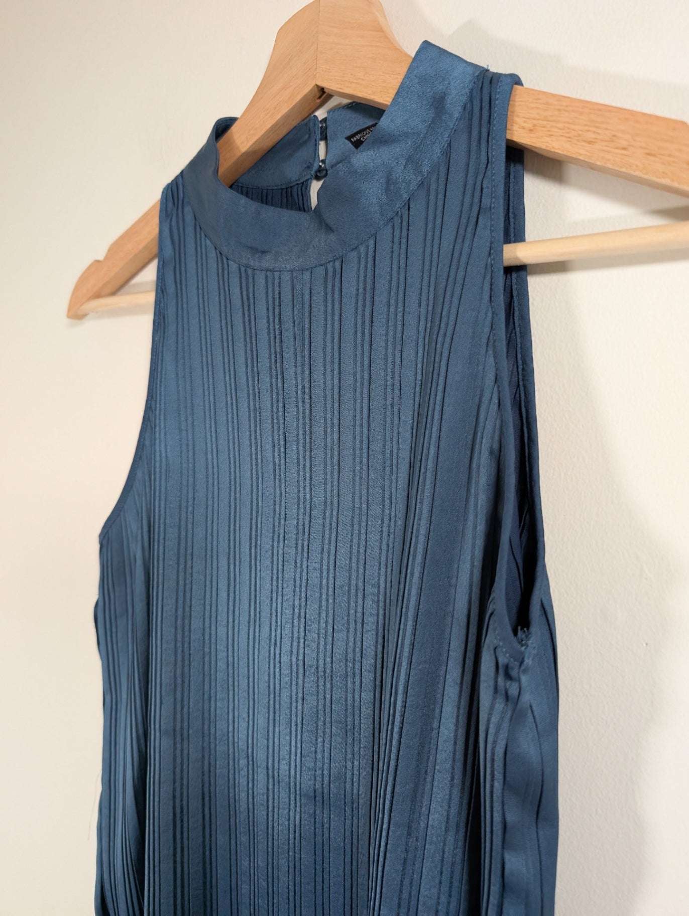 RW&Co. Pleated blue blouse - Small