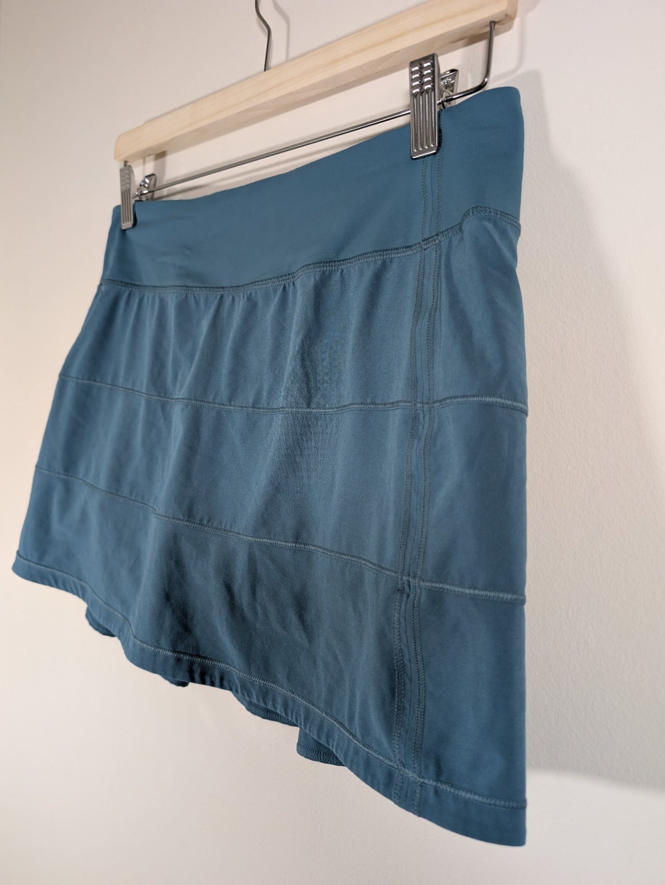 Lululemon Pace Rival Blue Skirt - SZ 6