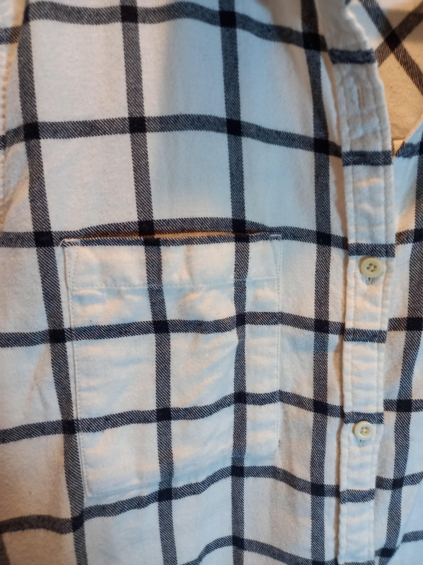 Roots White & Grey Plaid Flannel  Shirt Sz XL