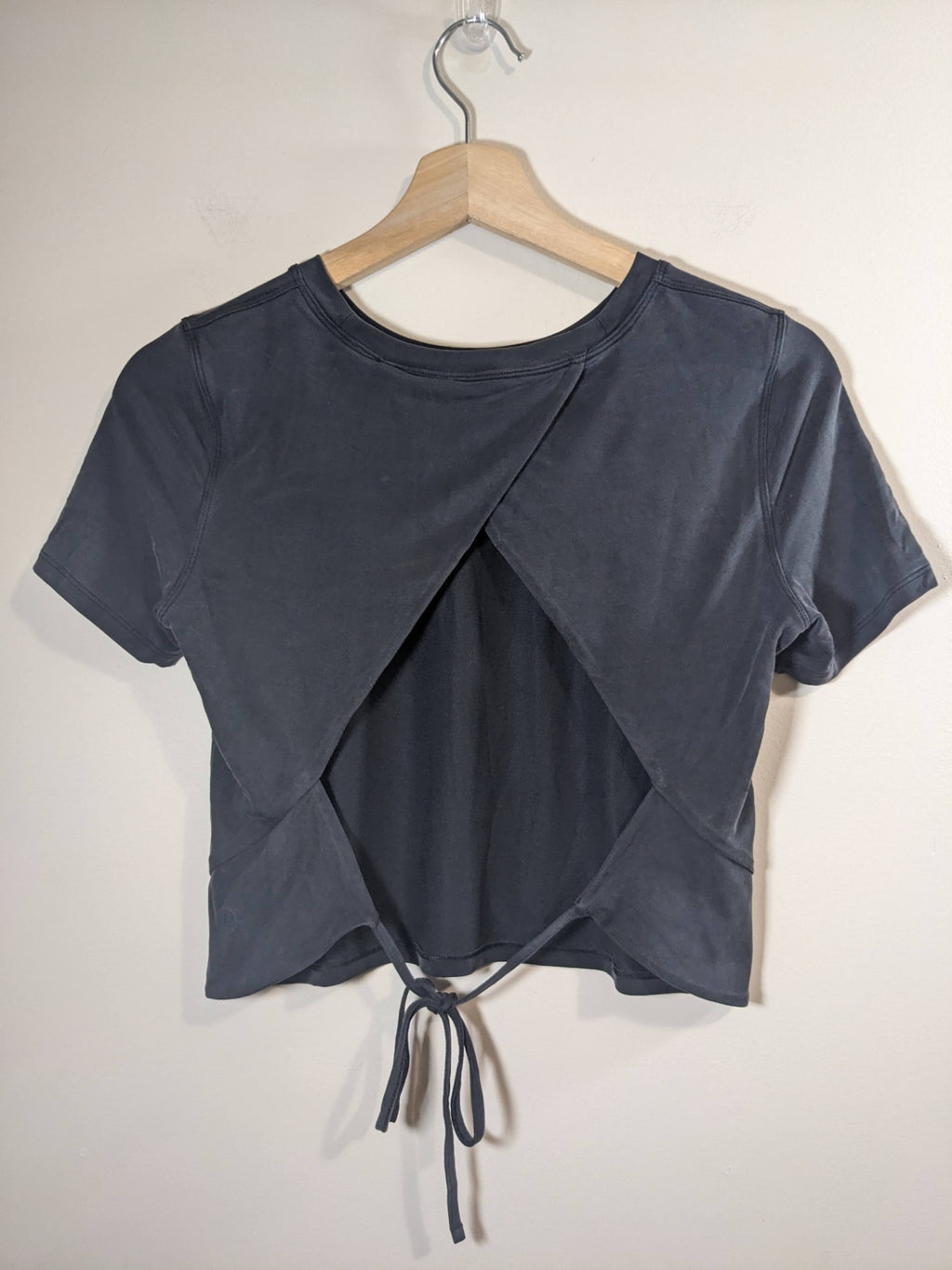 Lululemon Open Back Tee - appears sz 6