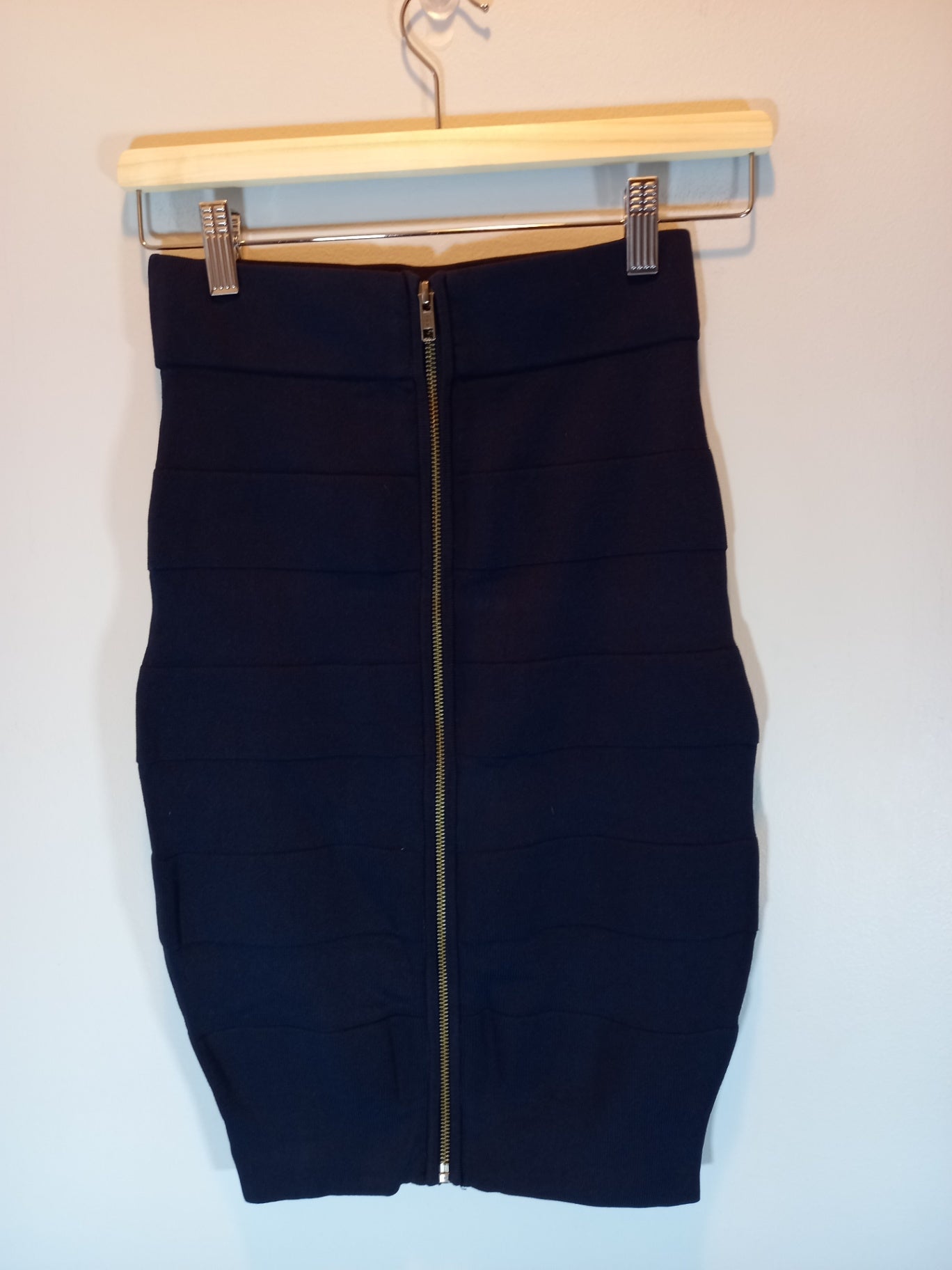 Navy Pencil Skirt Appears to be a XS