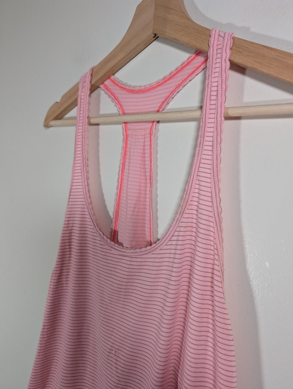 Lululemon pink stripped racerback - appears SZ 6/8
