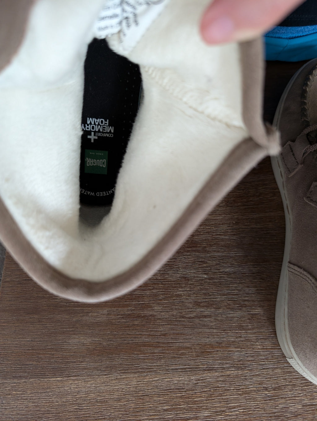 Cougar Fabiola Suede Waterproof Boot - SZ 9M