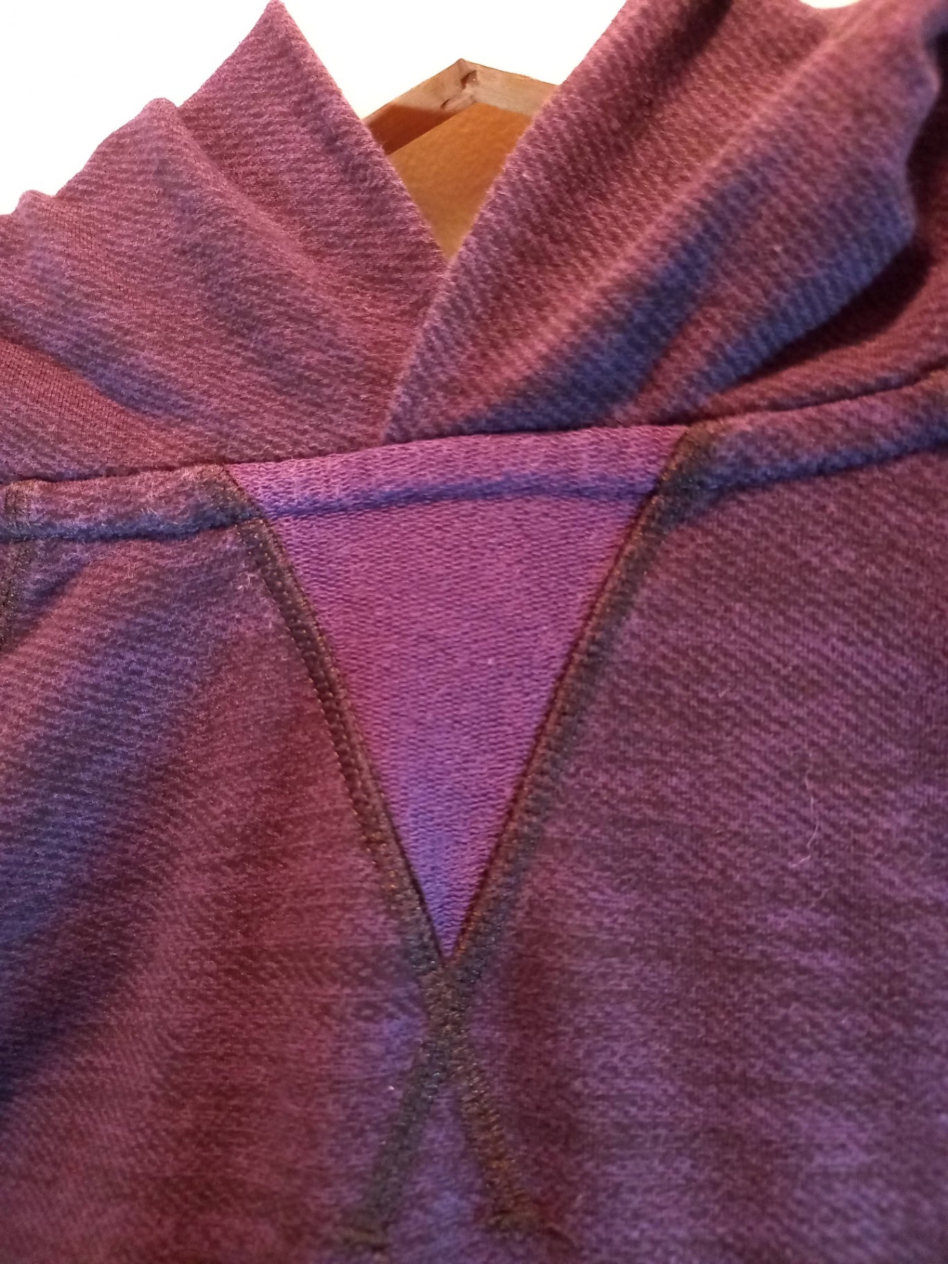 Lululemon Back Pleat Purple Hoodie Sz 8