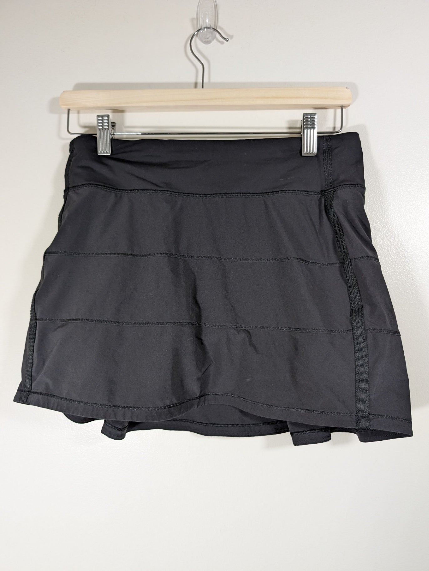 Lululemon black pace rival skirt - SZ 6