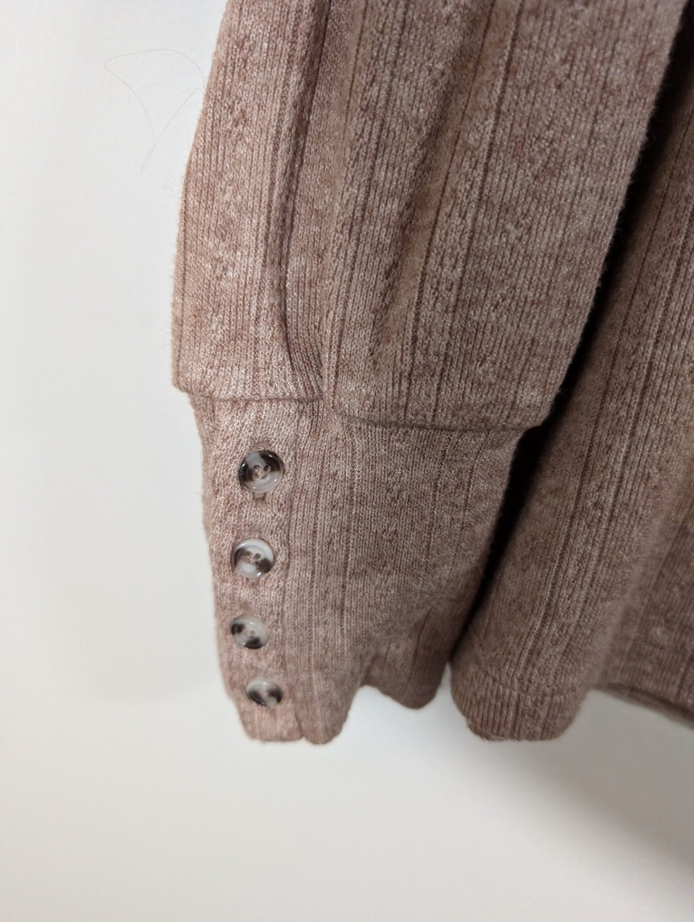 Reitmans Signature brown long-sleeve - Medium