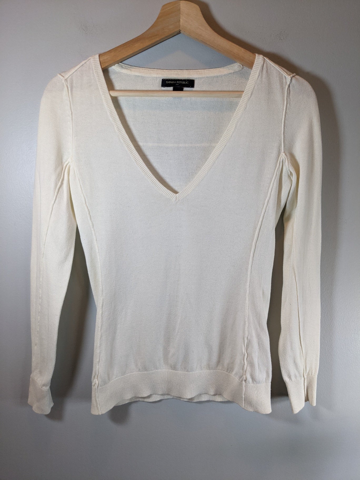 Banana Republic White Sweater - XS