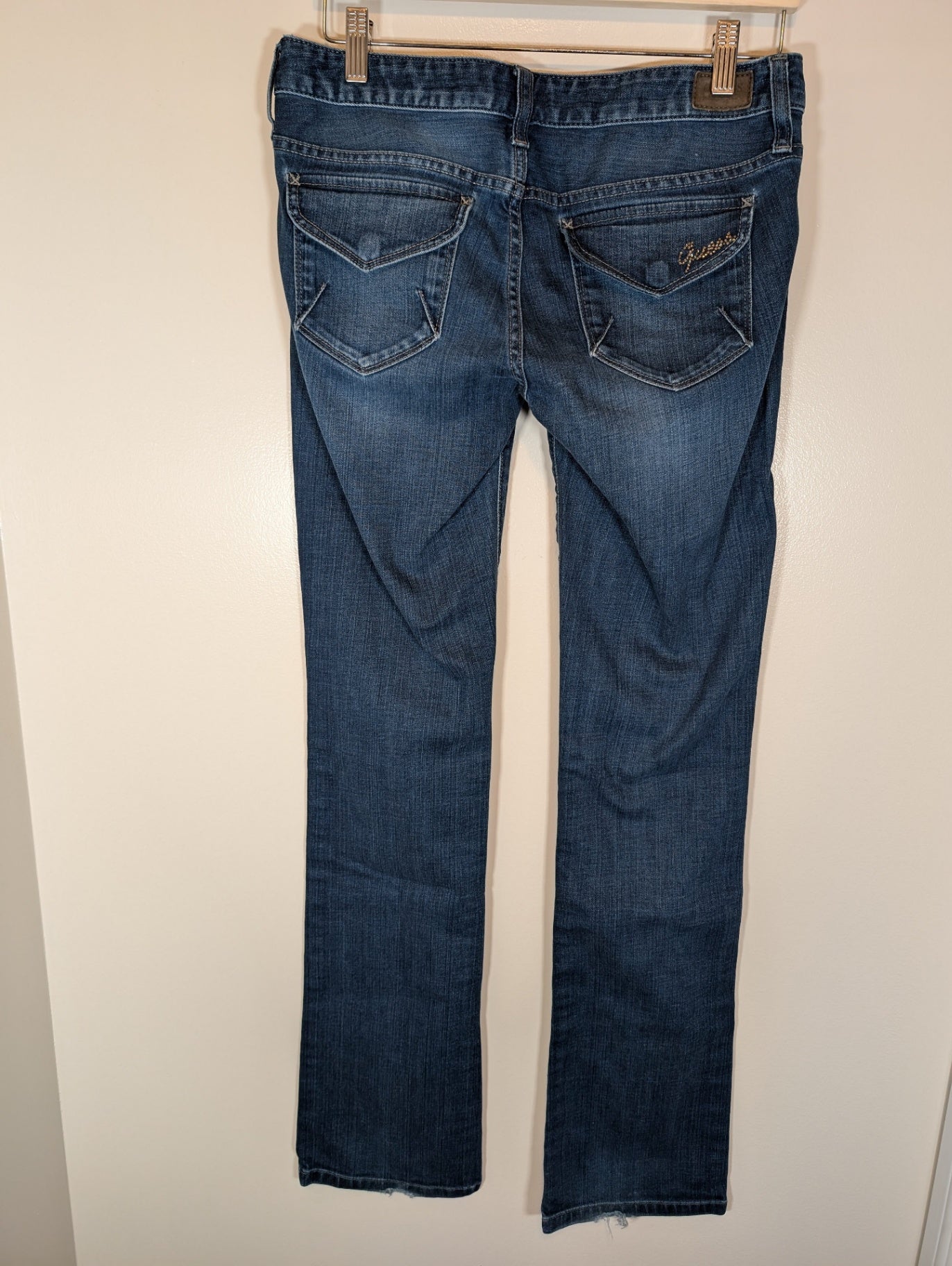 Guess starlet bootcut jeans - SZ 28 (Minor Flaw)