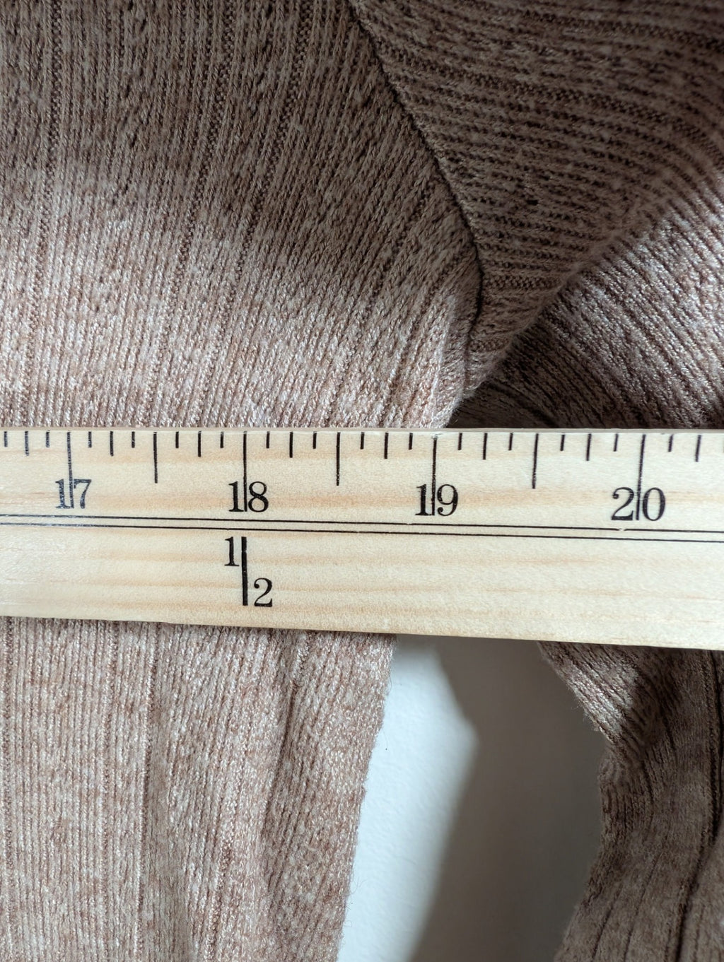Reitmans Signature brown long-sleeve - Medium