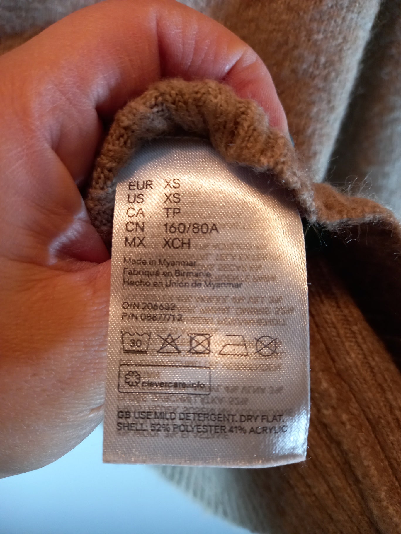 H&M Tan Turtleneck Sweater Sz XS