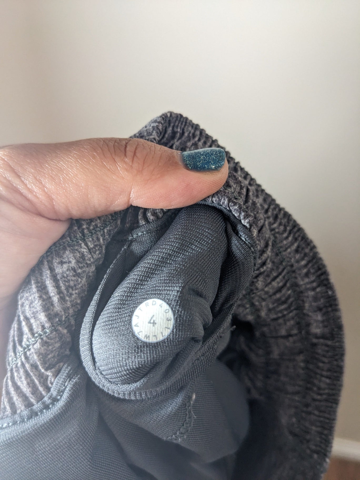 Lululemon Hotty Hot Highrise Grey Lined Shorts - Sz 4