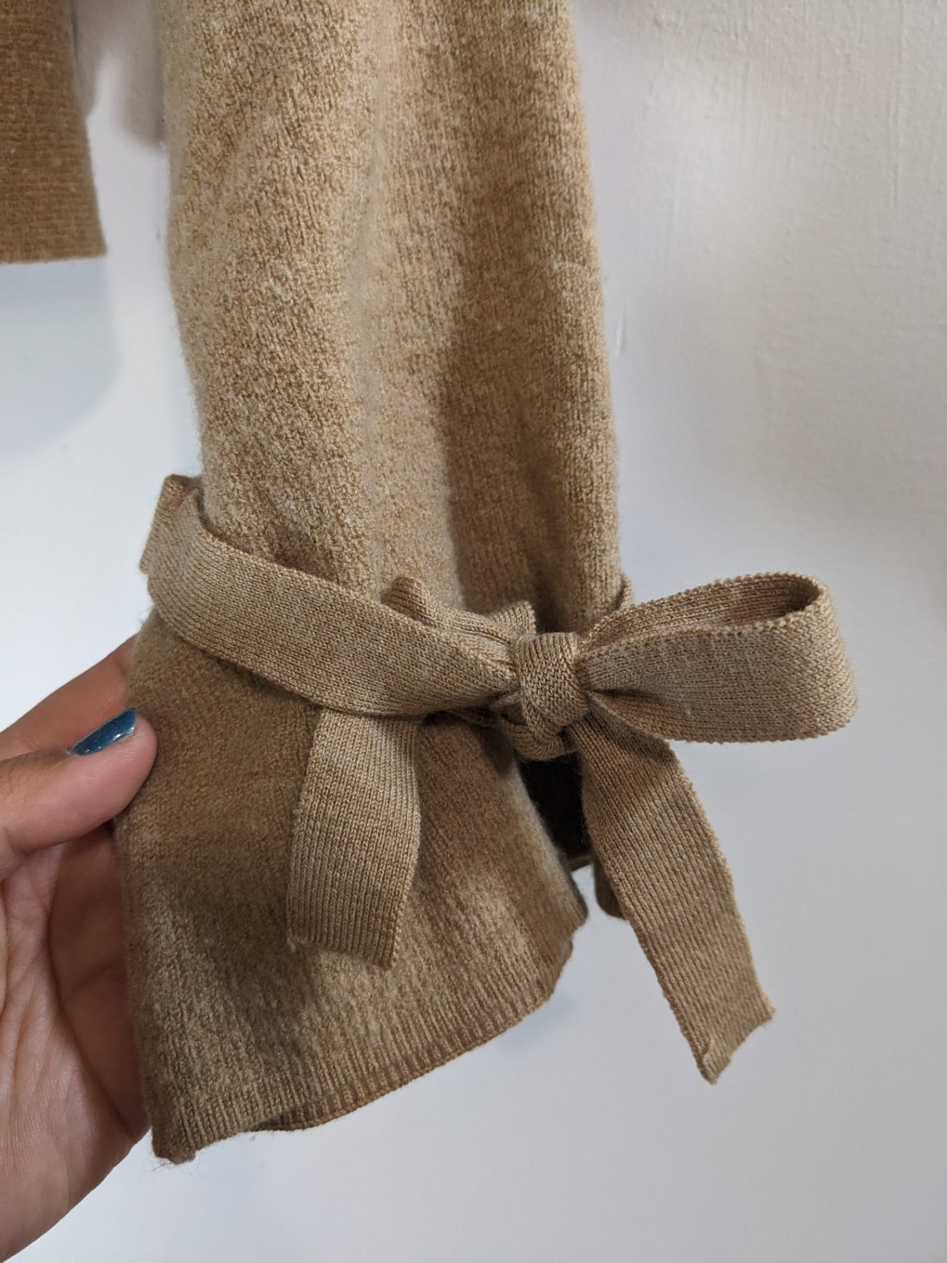 Wilfred Tan Crop Sweater - Small
