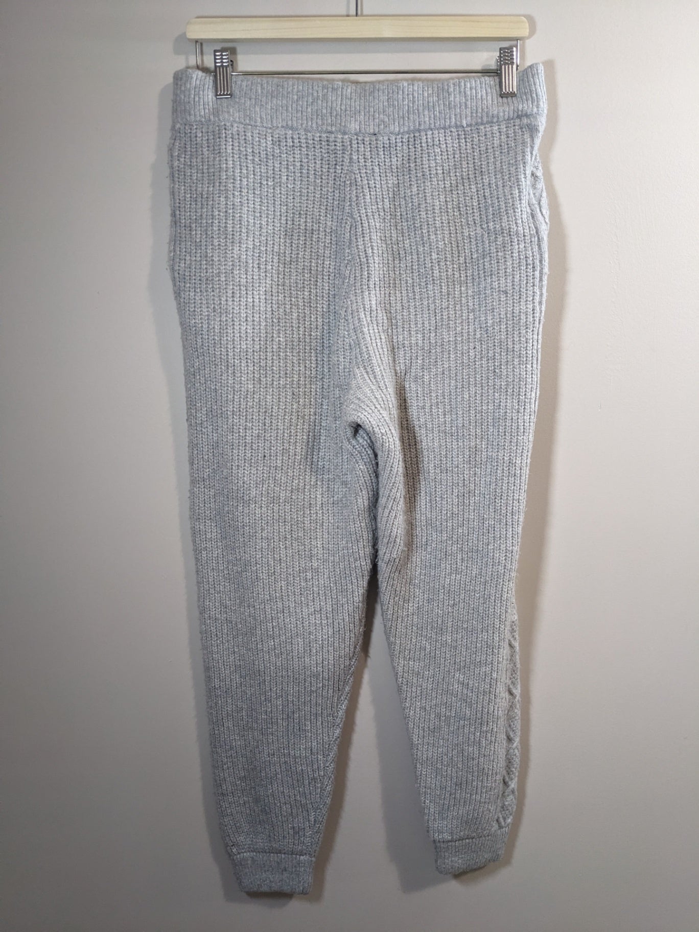 Express Cable Knit Joggers - Medium