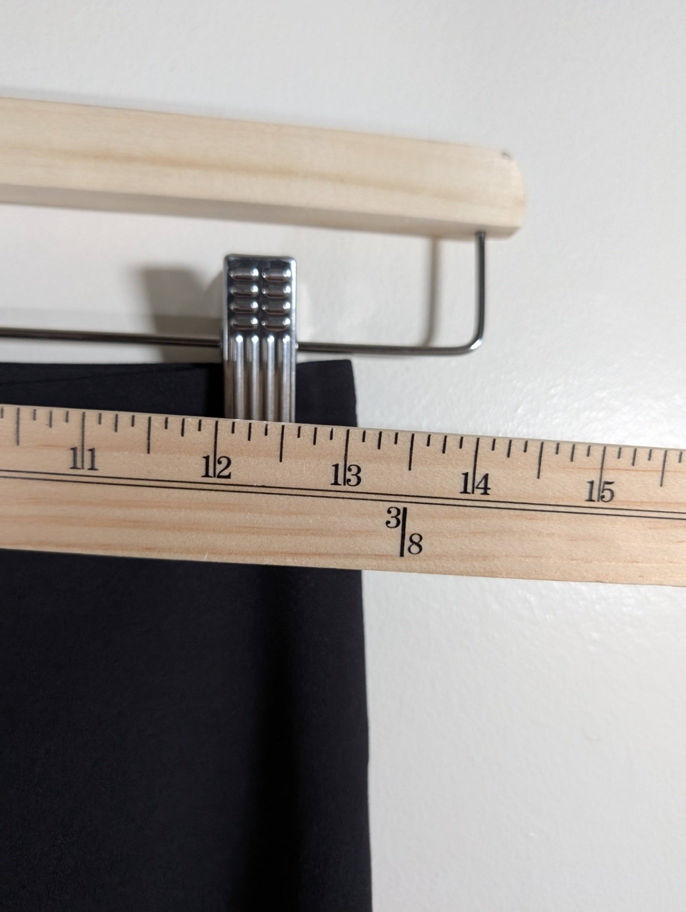 No label flare capri leggings - appears small