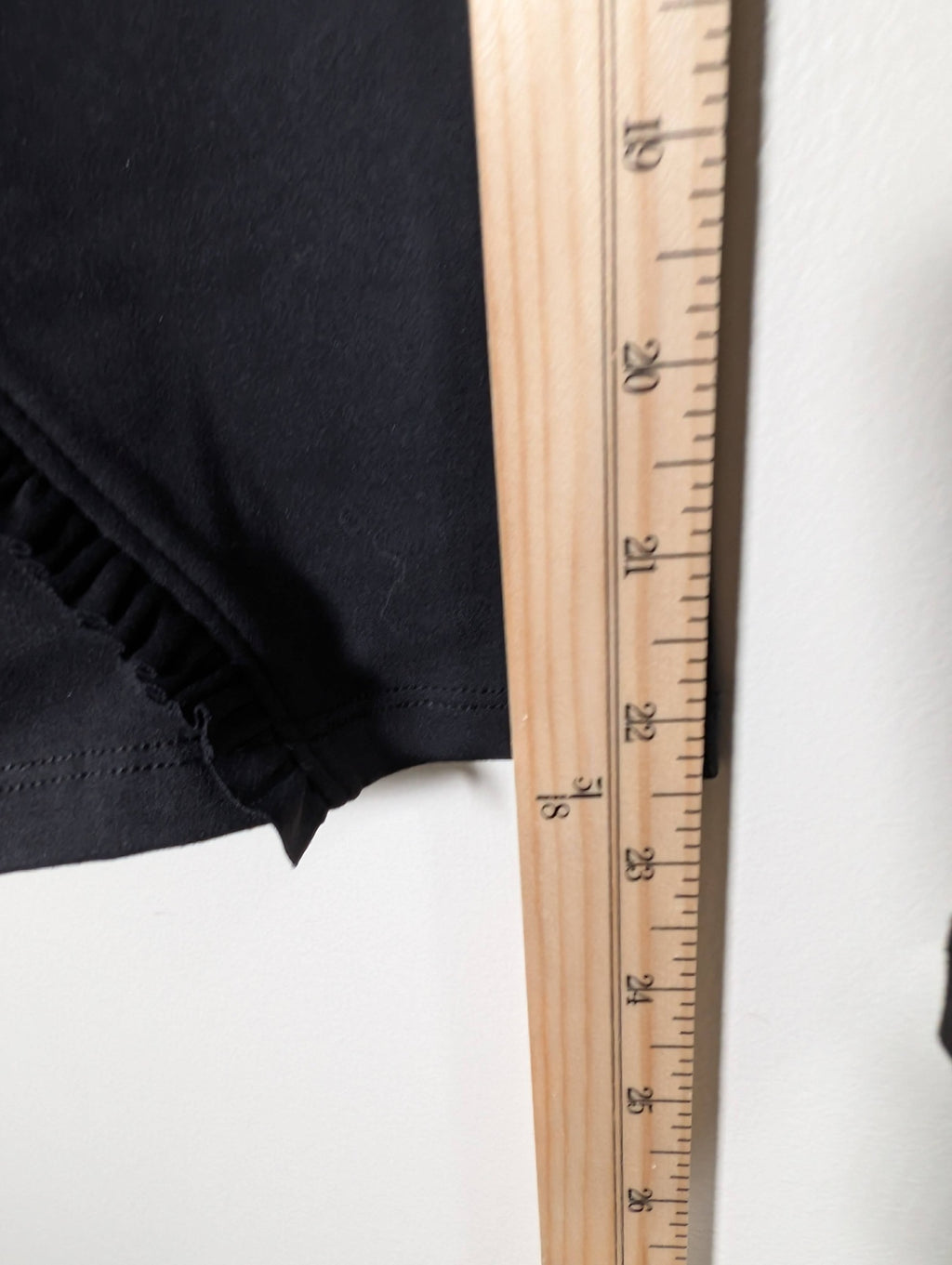 No label flare capri leggings - appears small