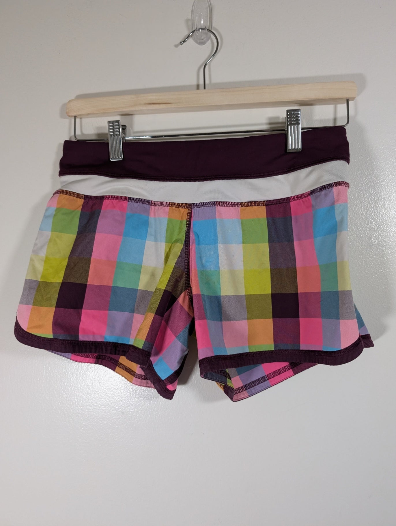 Lululemon plaid shorts - SZ 6