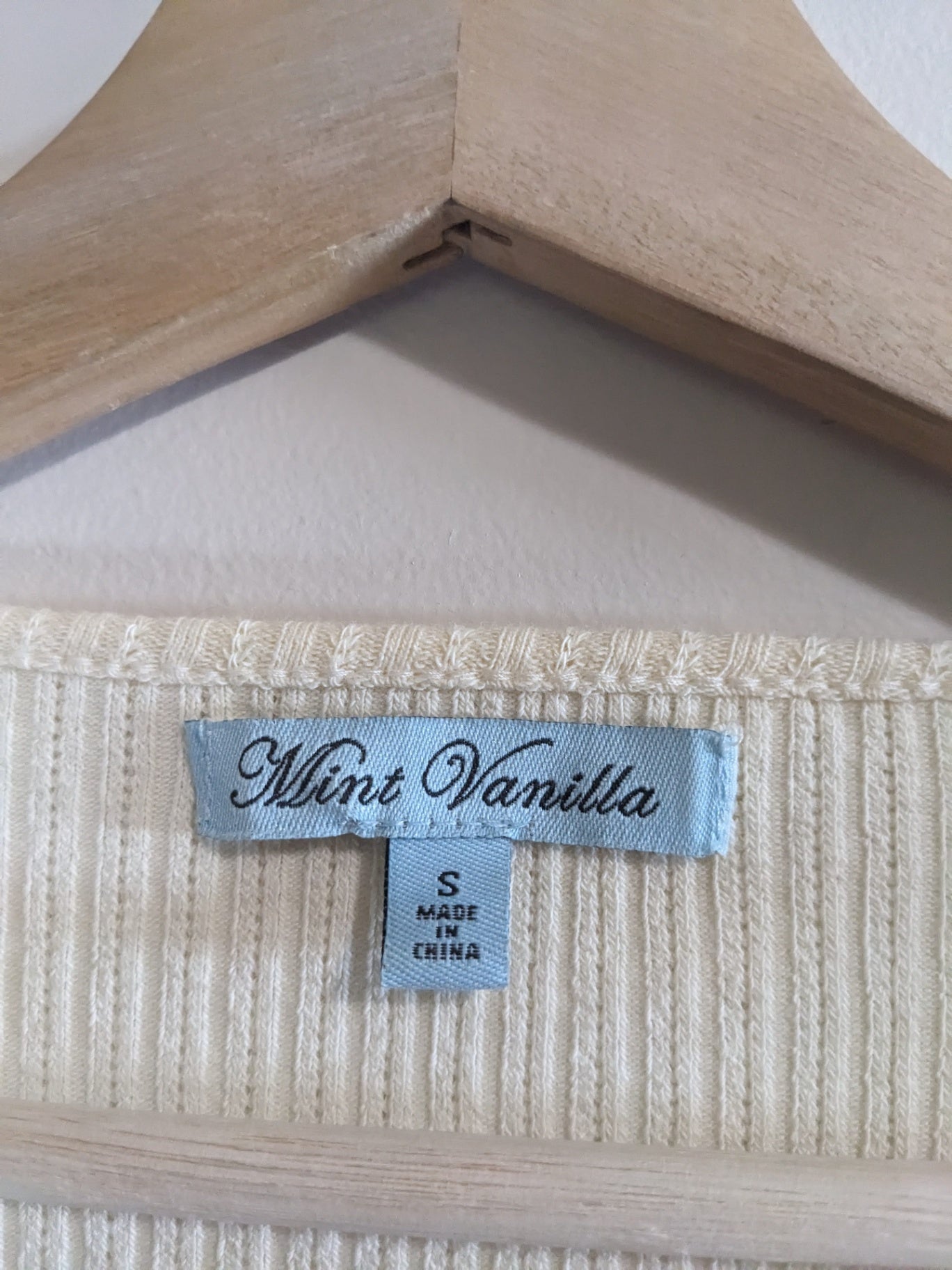 Mint Vanilla Crop Cardigan - Small
