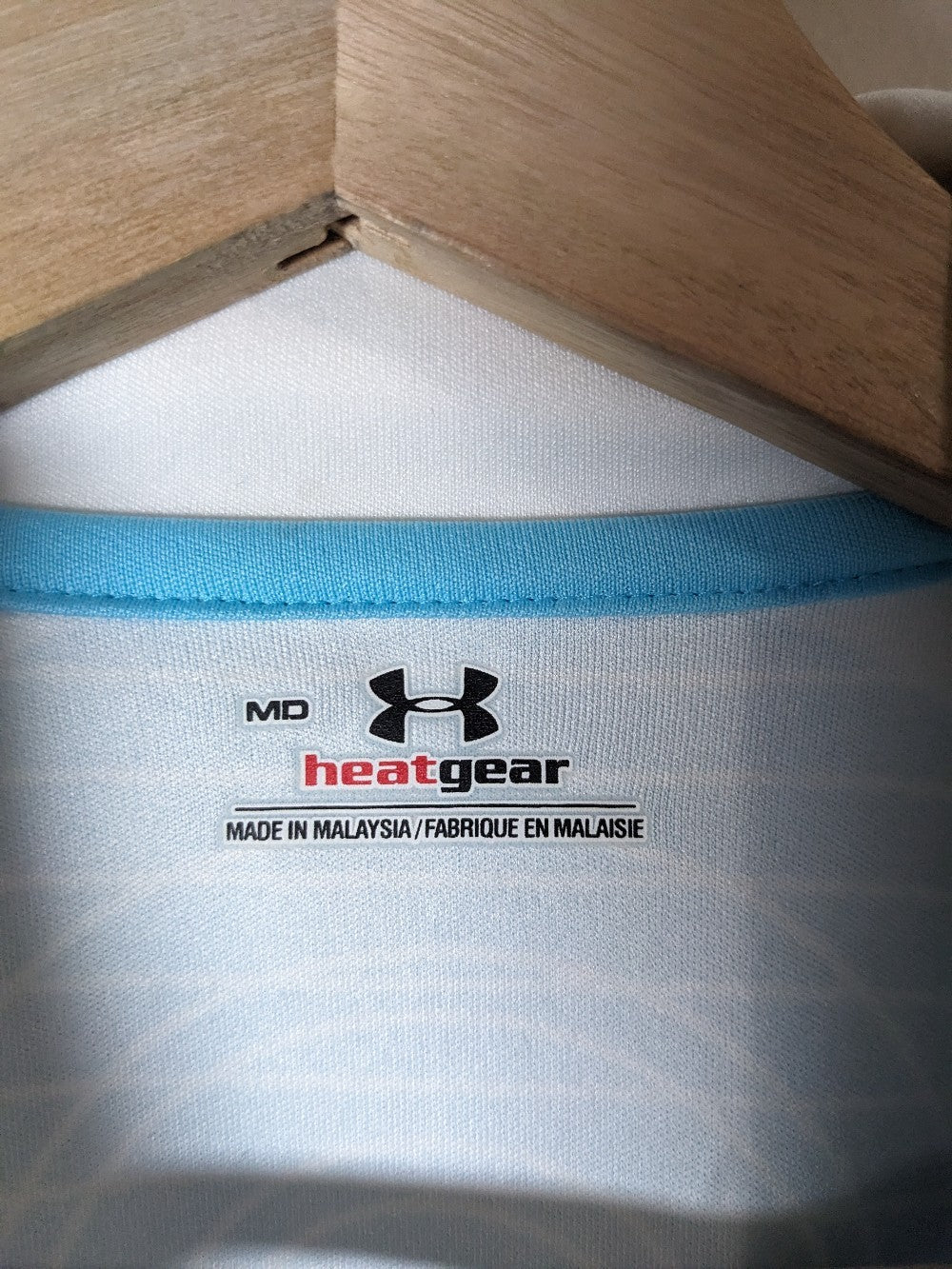 Under Armour Golf Shirt - Medium