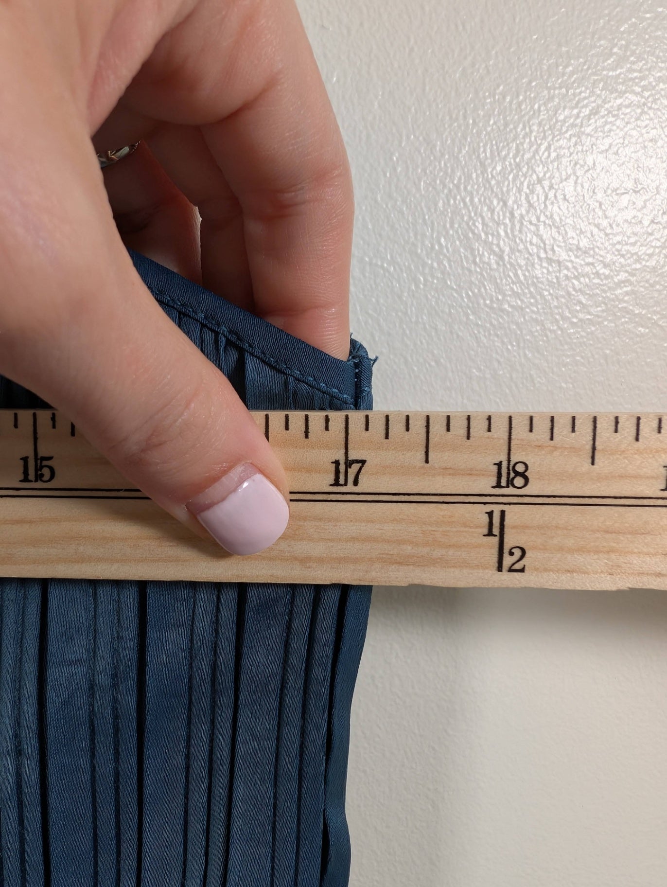 RW&Co. Pleated blue blouse - Small