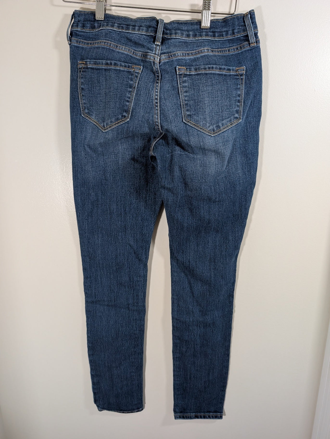 Old Navy curvy mid-rise - 4 Reg