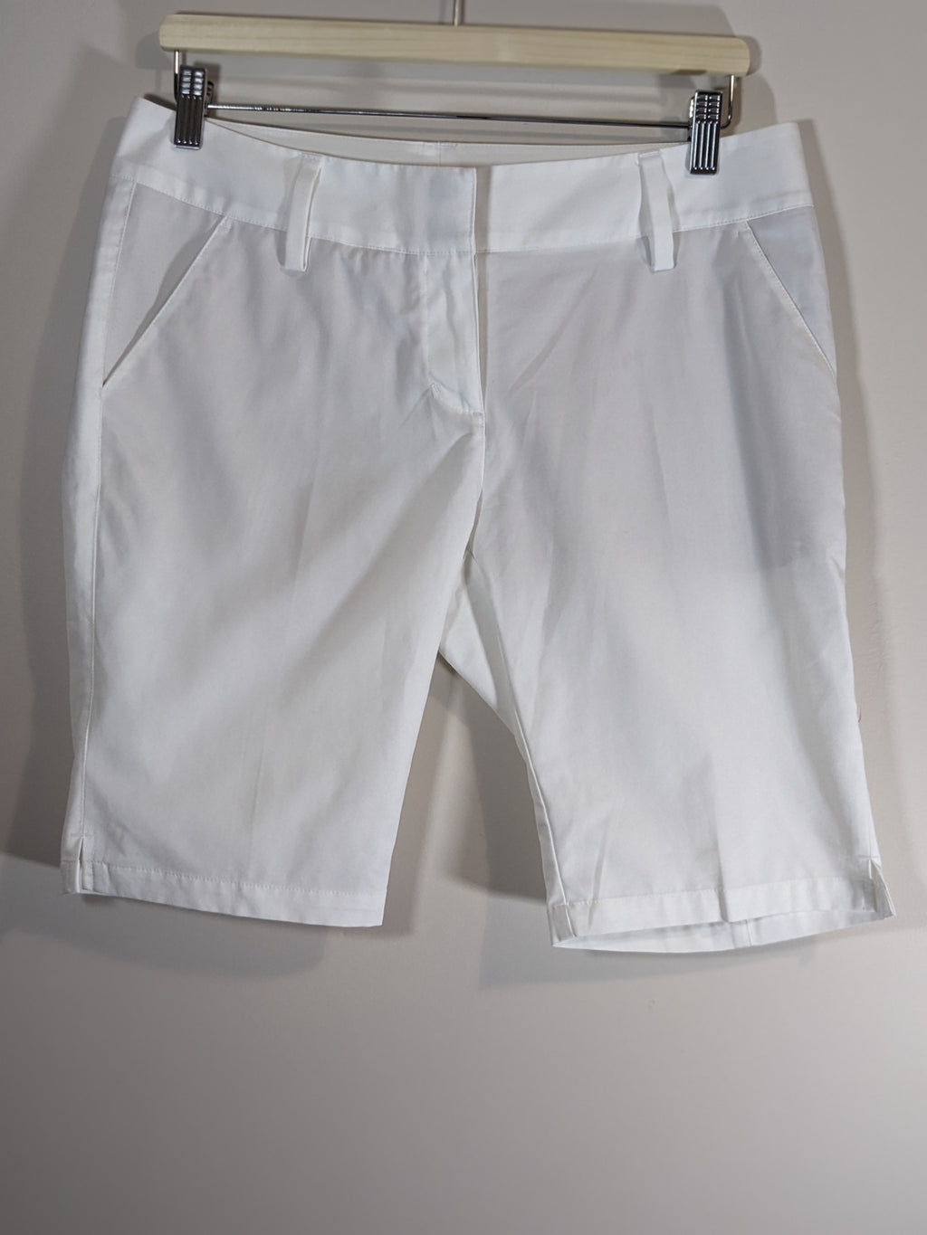 Adidas ClimaLite Golf Shorts Sz 6