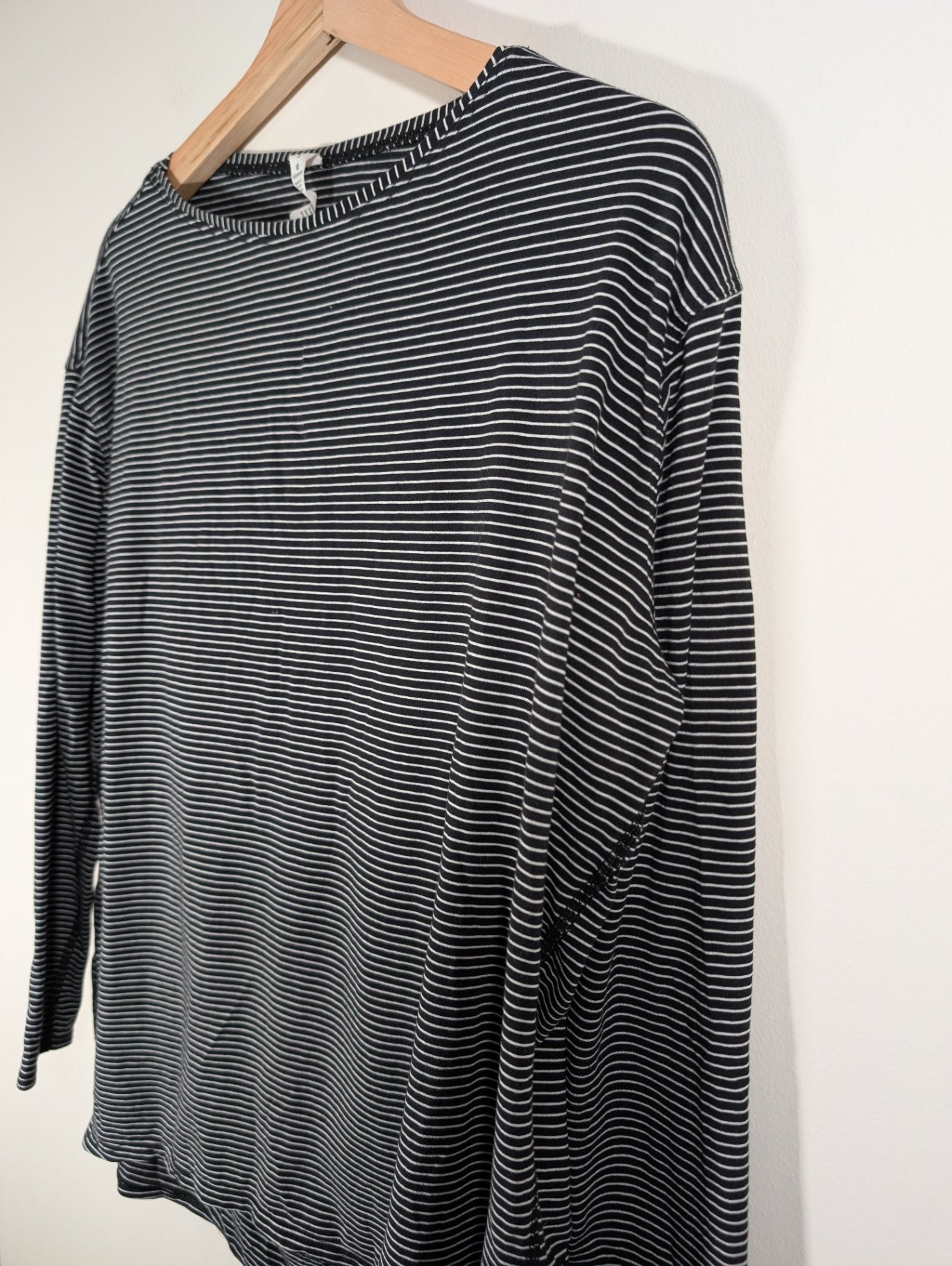 Lululemon Back in Action Long-sleeve - SZ 8