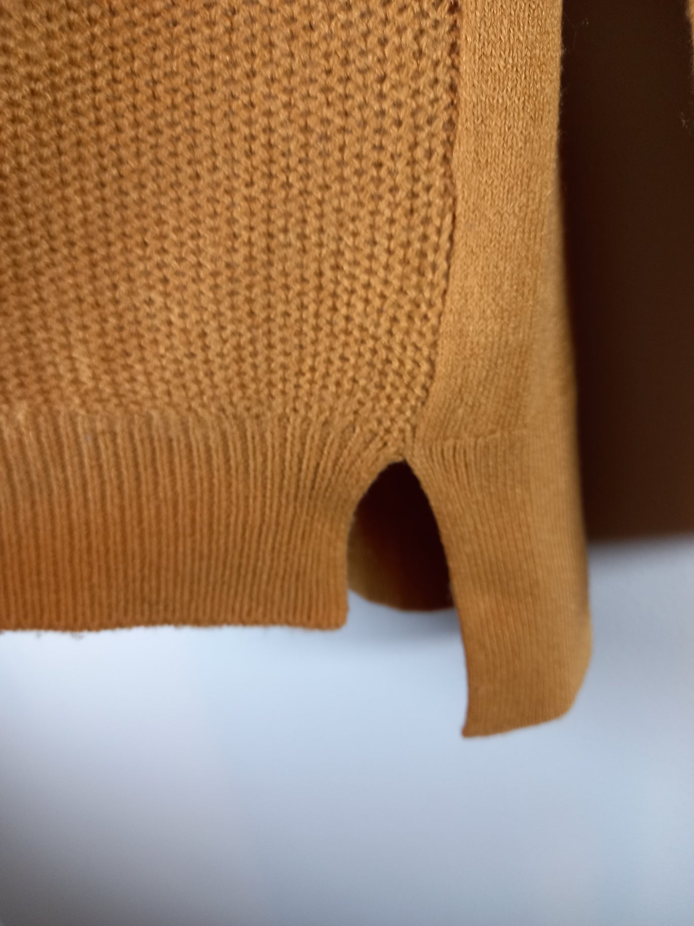 Reitmans Camel Sweater Sz M
