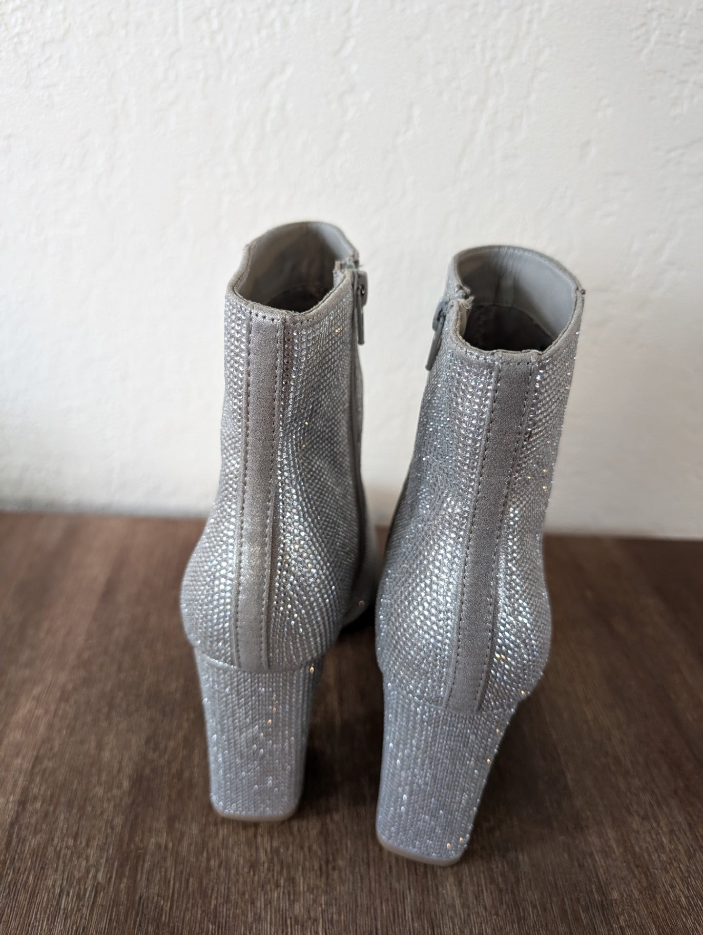 Steve Madden Noticed-R Ankle Boot - SZ 10