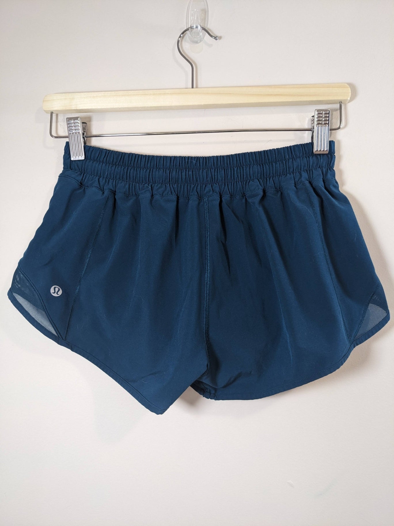 Lululemon Hotty Hot Highrise Teal Lined Shorts - Sz 4