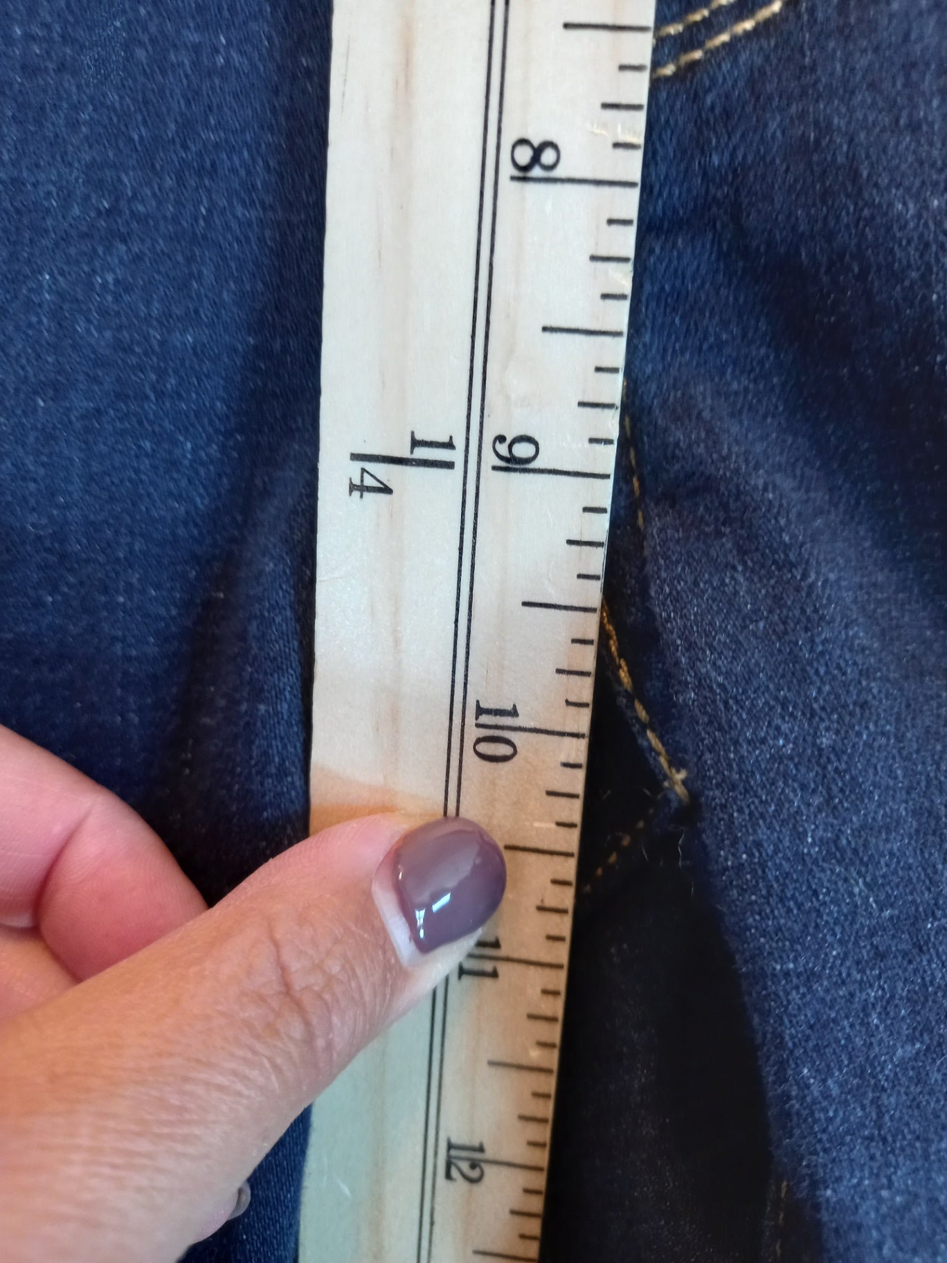 Levi's Straight Cut Jeans - Sz 10