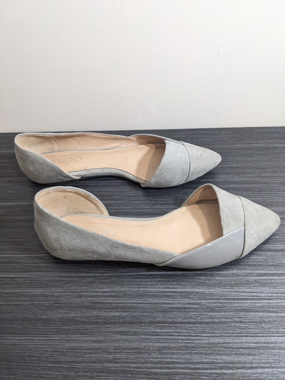 Aldo Grey Flats - Sz 6.5