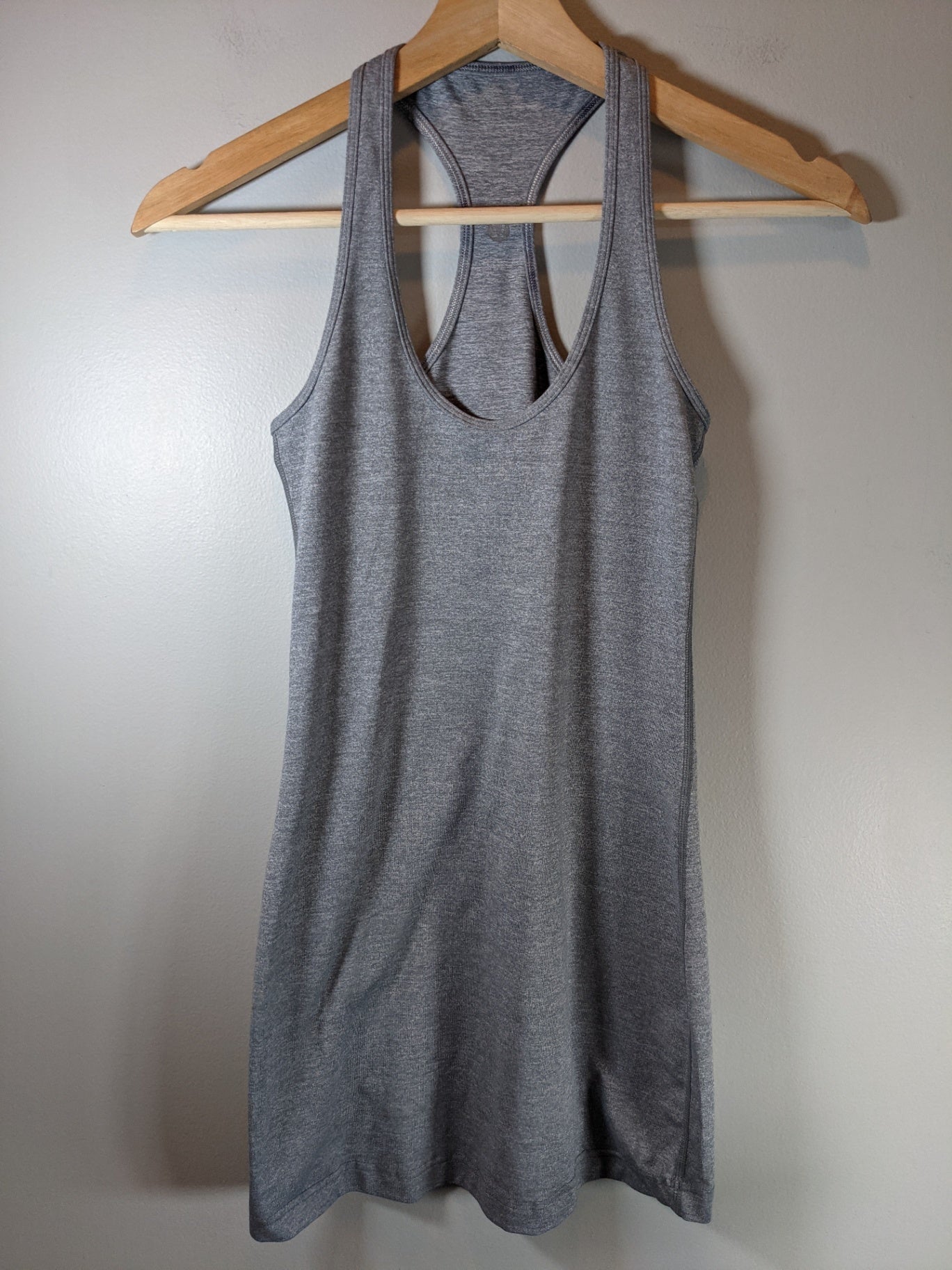 Lululemon Racerback Tank - appears sz 4/6