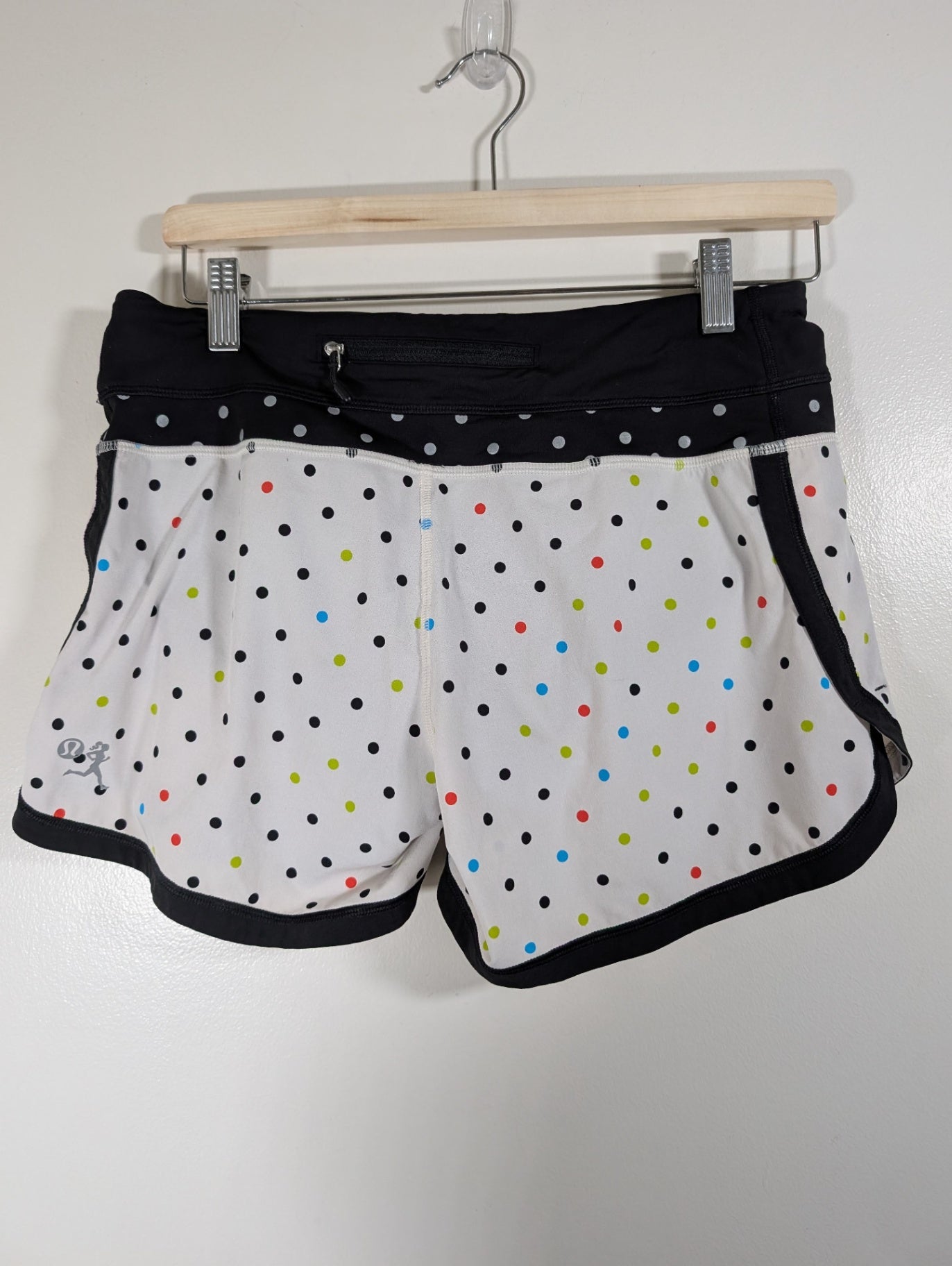 Lululemon polka dot shorts - SZ 6
