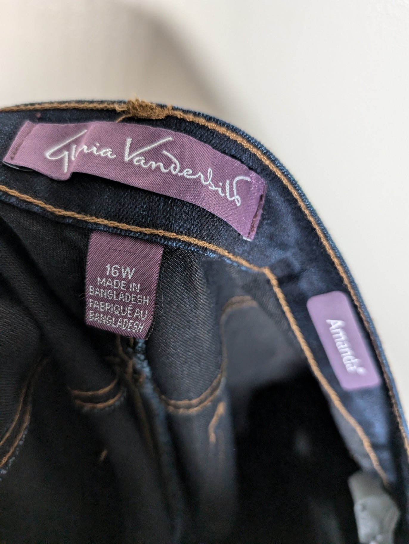 NWT Gloria Vanderbilt Original Slimming Jean - SZ 16W