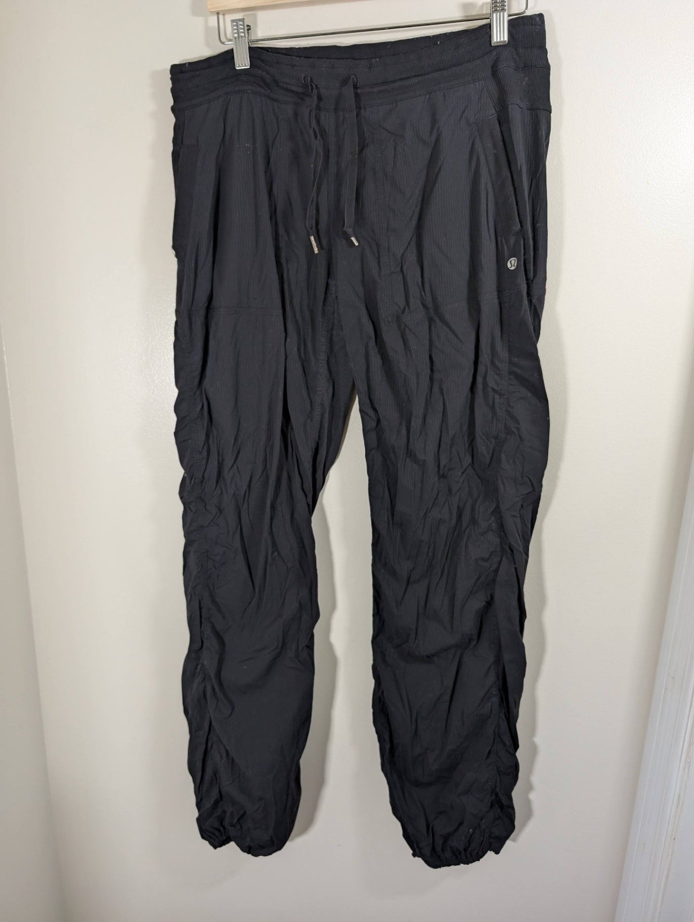 Lululemon dance studio pants - SZ 10