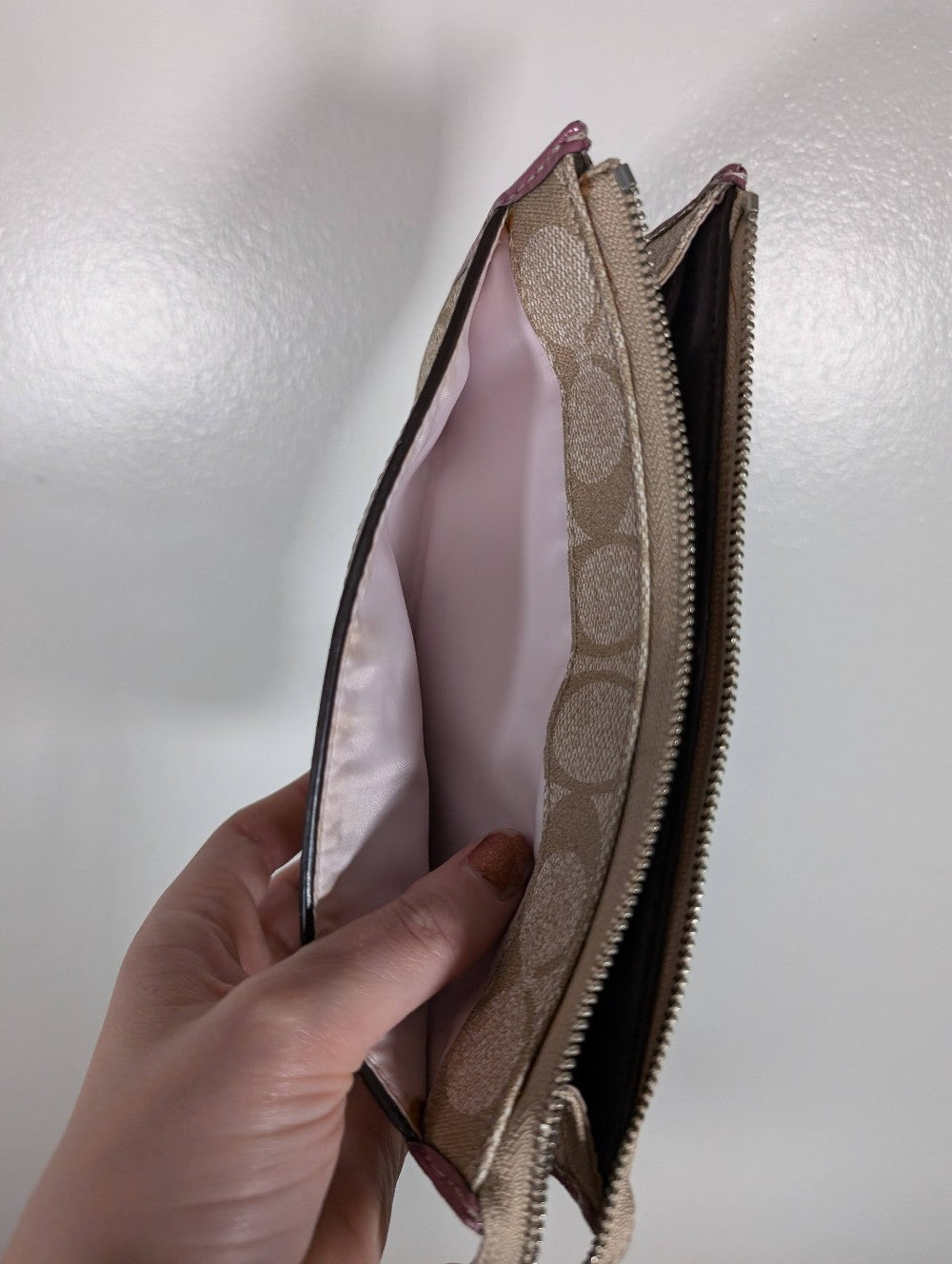 Coach Chelsea Heritage Wristlet