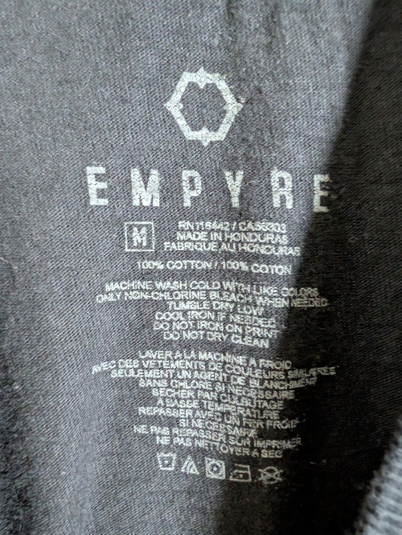 Empyre Graphic Long sleeve - Medium