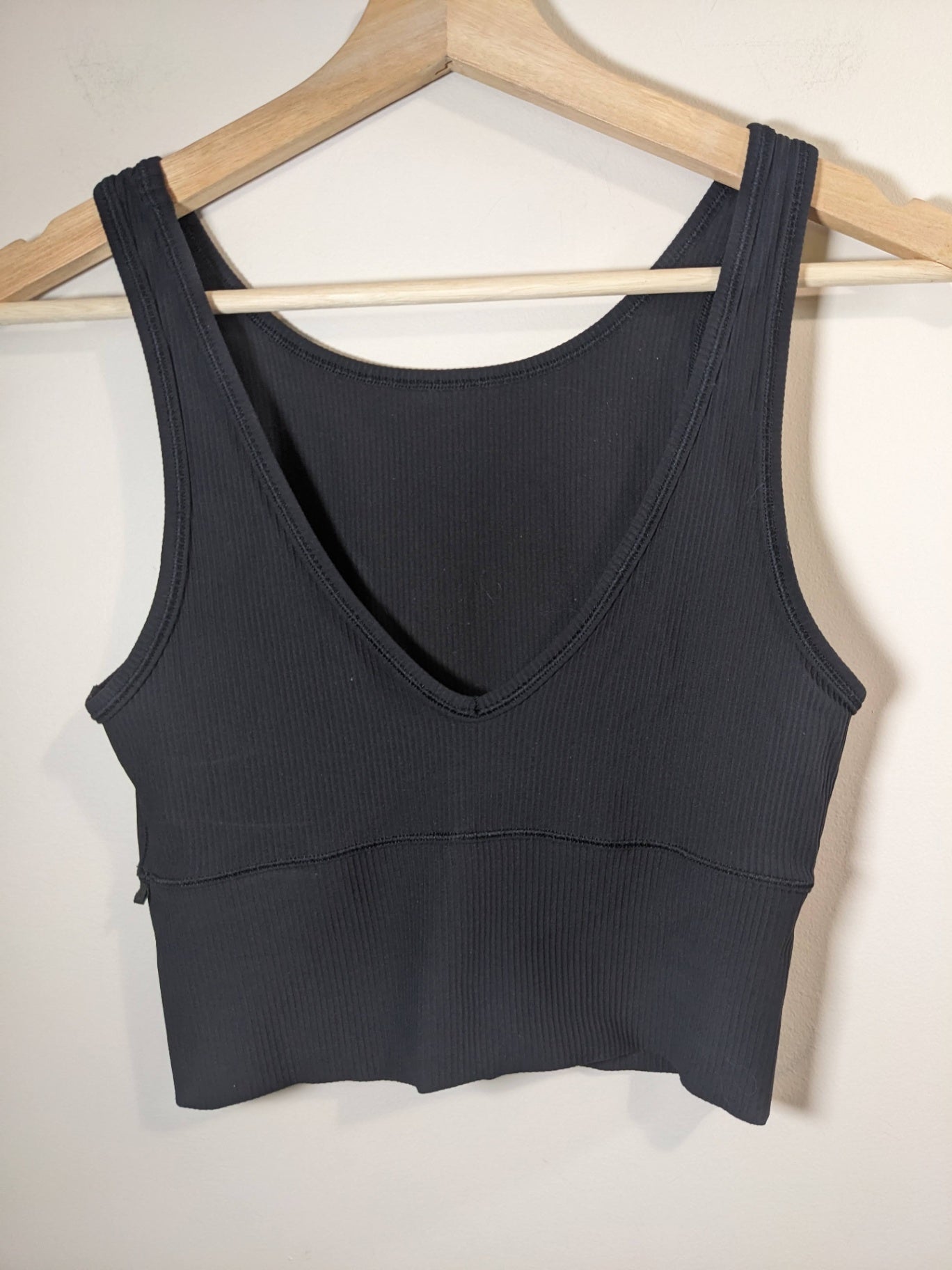Lululemon Black Crop Tank - appears sz 4