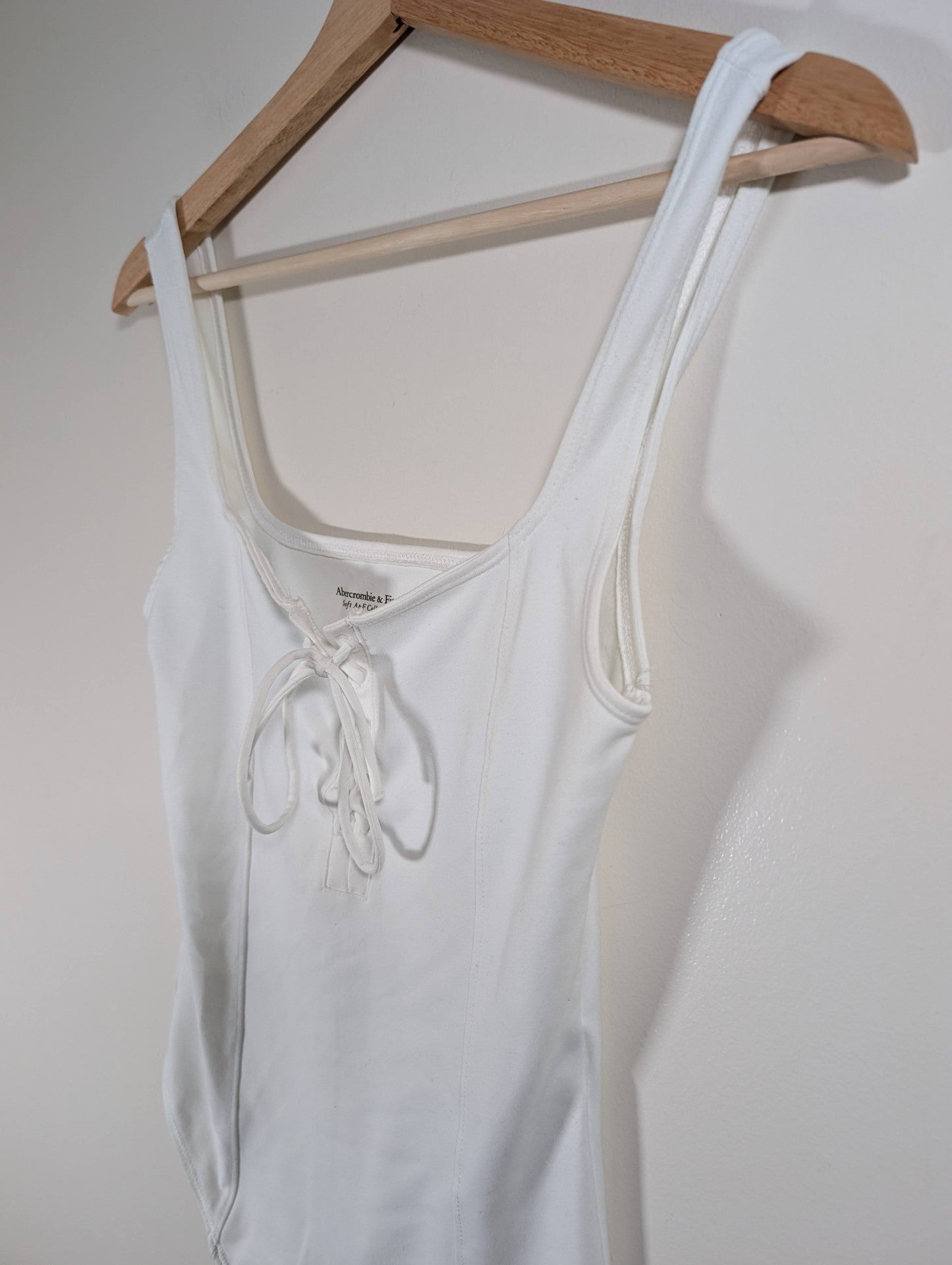 Abercrombie & Fitch White Bodysuit - Small