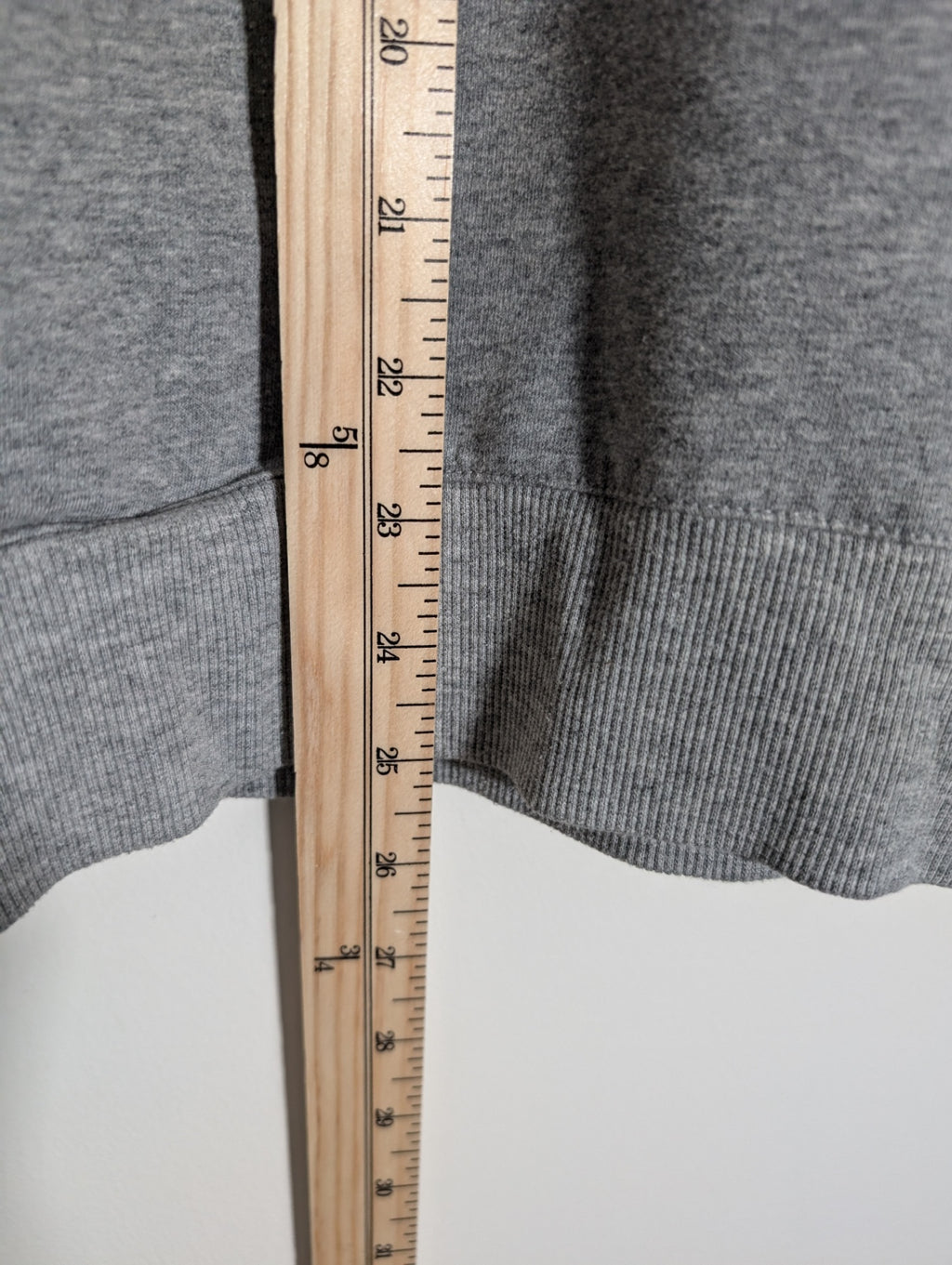 Fila Sweatshirt - Large